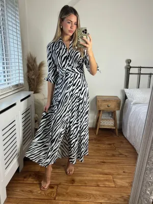Daphne Belted Shirt Dress / Zebra Print AntiStaticMaterial