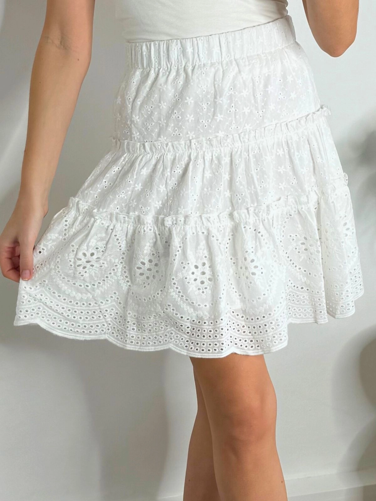 Cindy Broderie Mini Skirt in White Wrinkle Resistant Mid Length