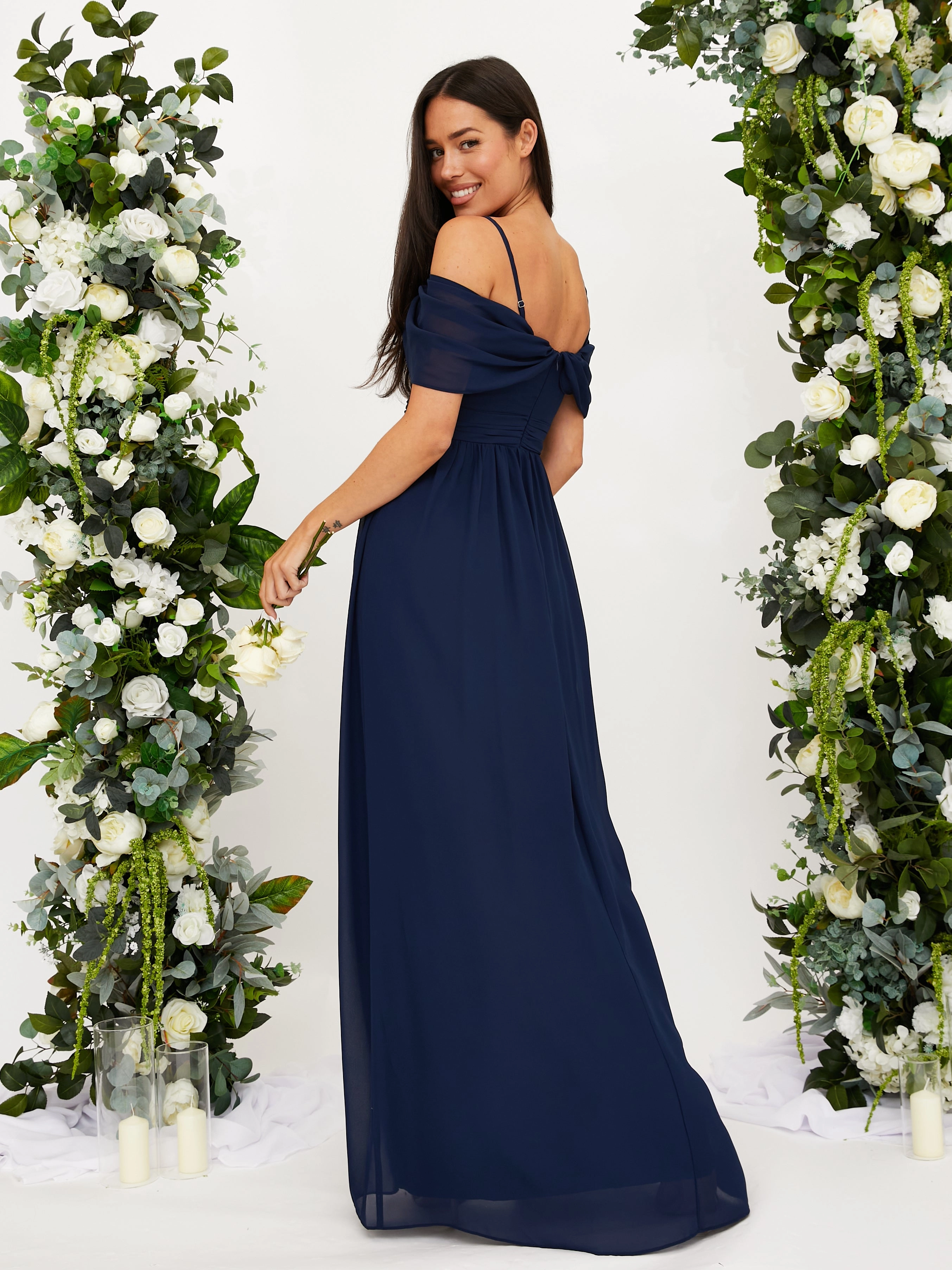 Cold Shoulder Maxi Chiffon Dress / Navy Balanced Look Minimal Mood