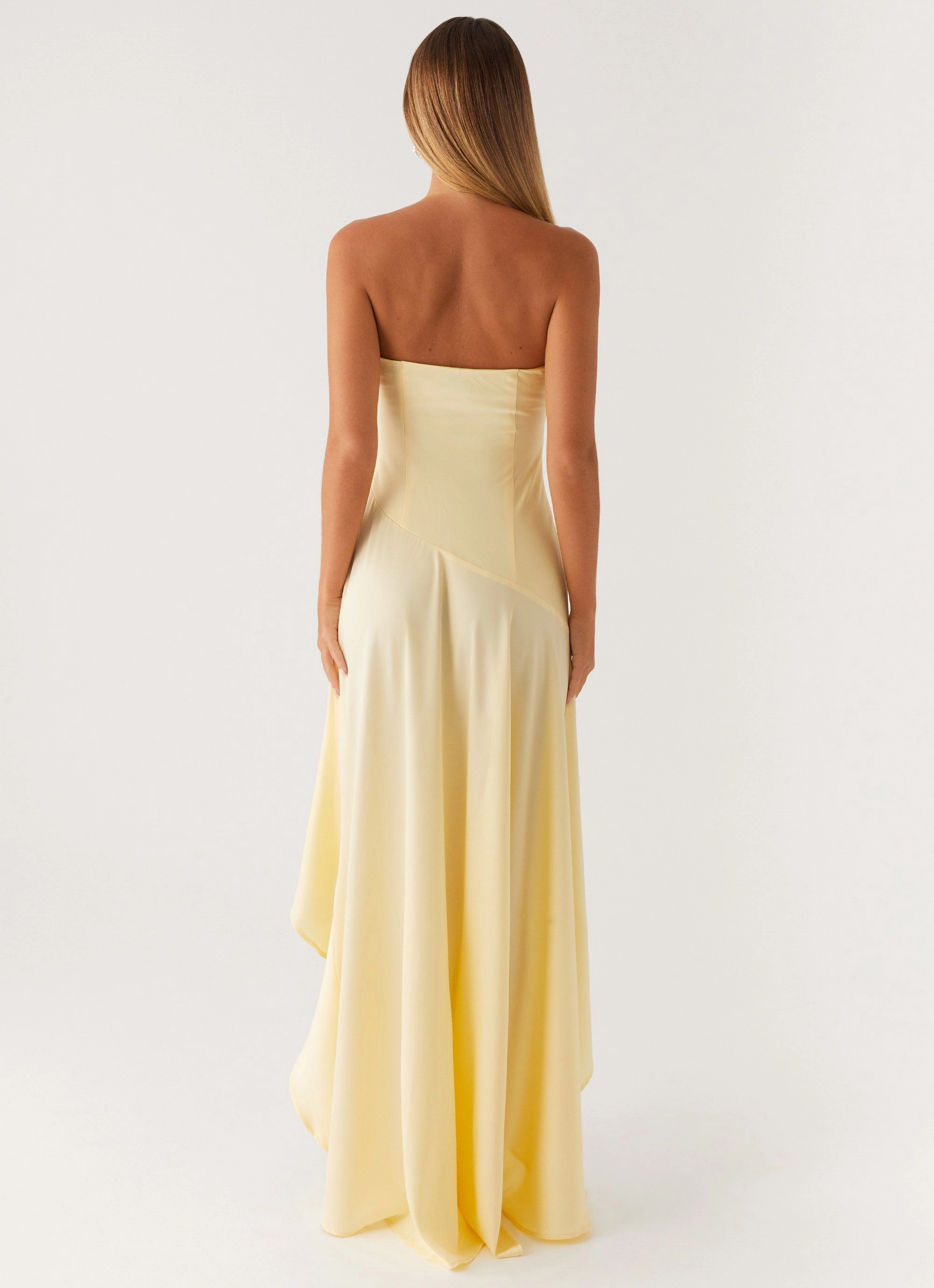 Sleek and Sleek Flattering Layers Bodie Maxi Dress - Pastel Yellow