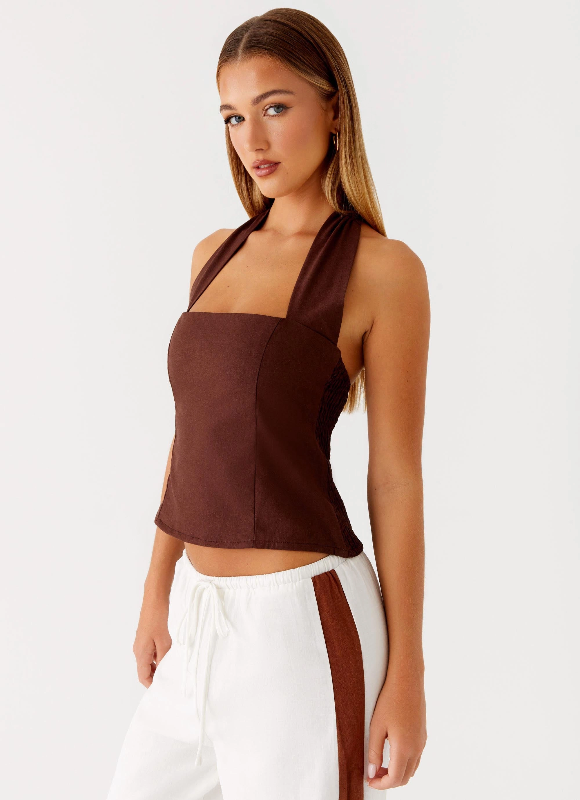 Everyday Look Sunflare Linen Halter Top - Chocolate