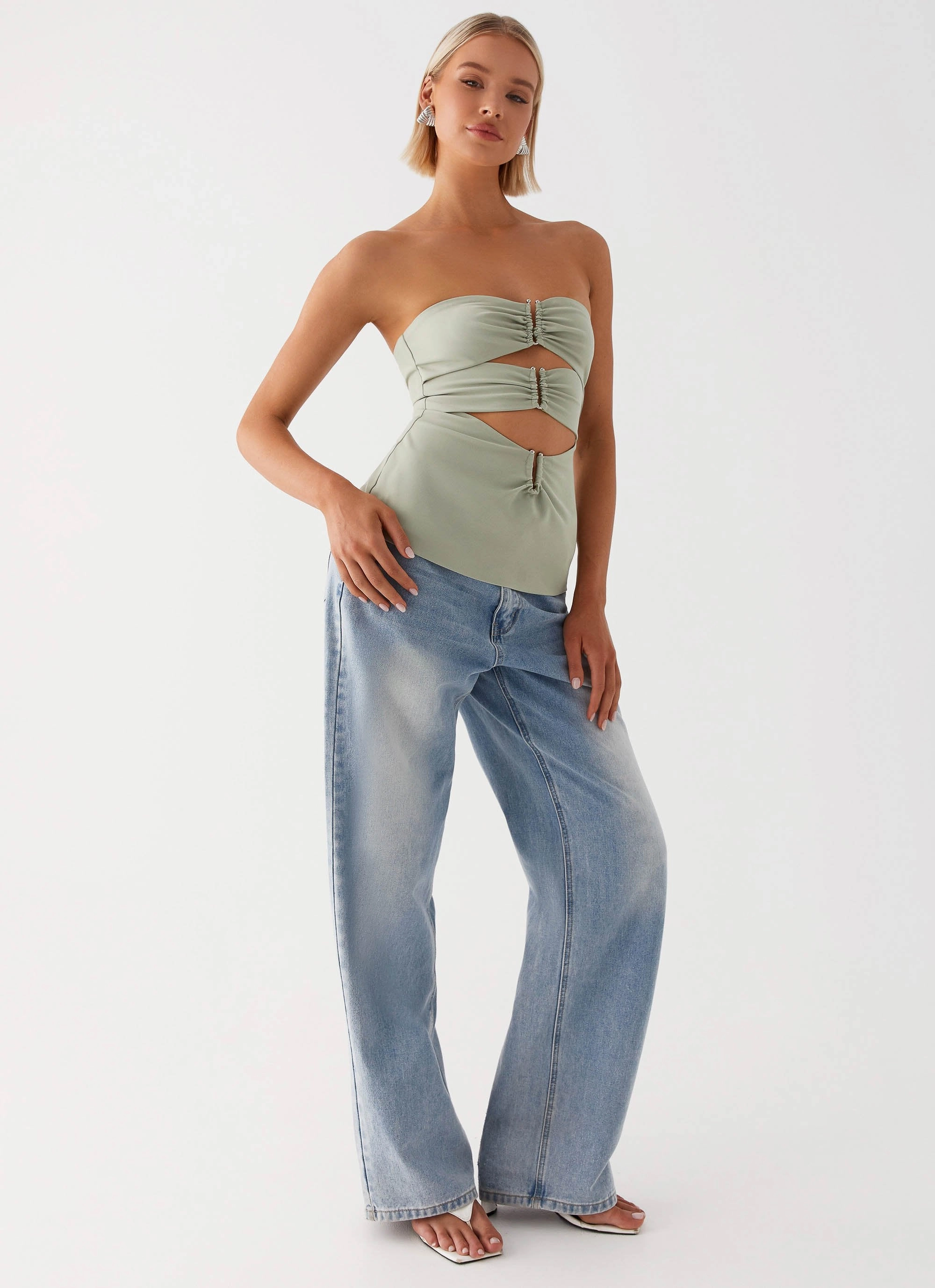 MultiDirectionalStretch Multi Pocket Configuration Micha Strapless Top - Khaki