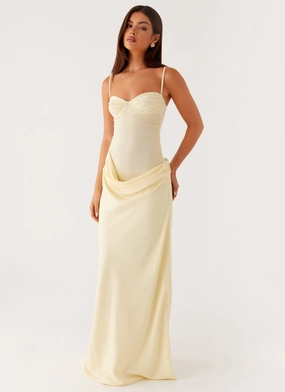 Romy Maxi Dress - Yellow and Effortless fit dress.