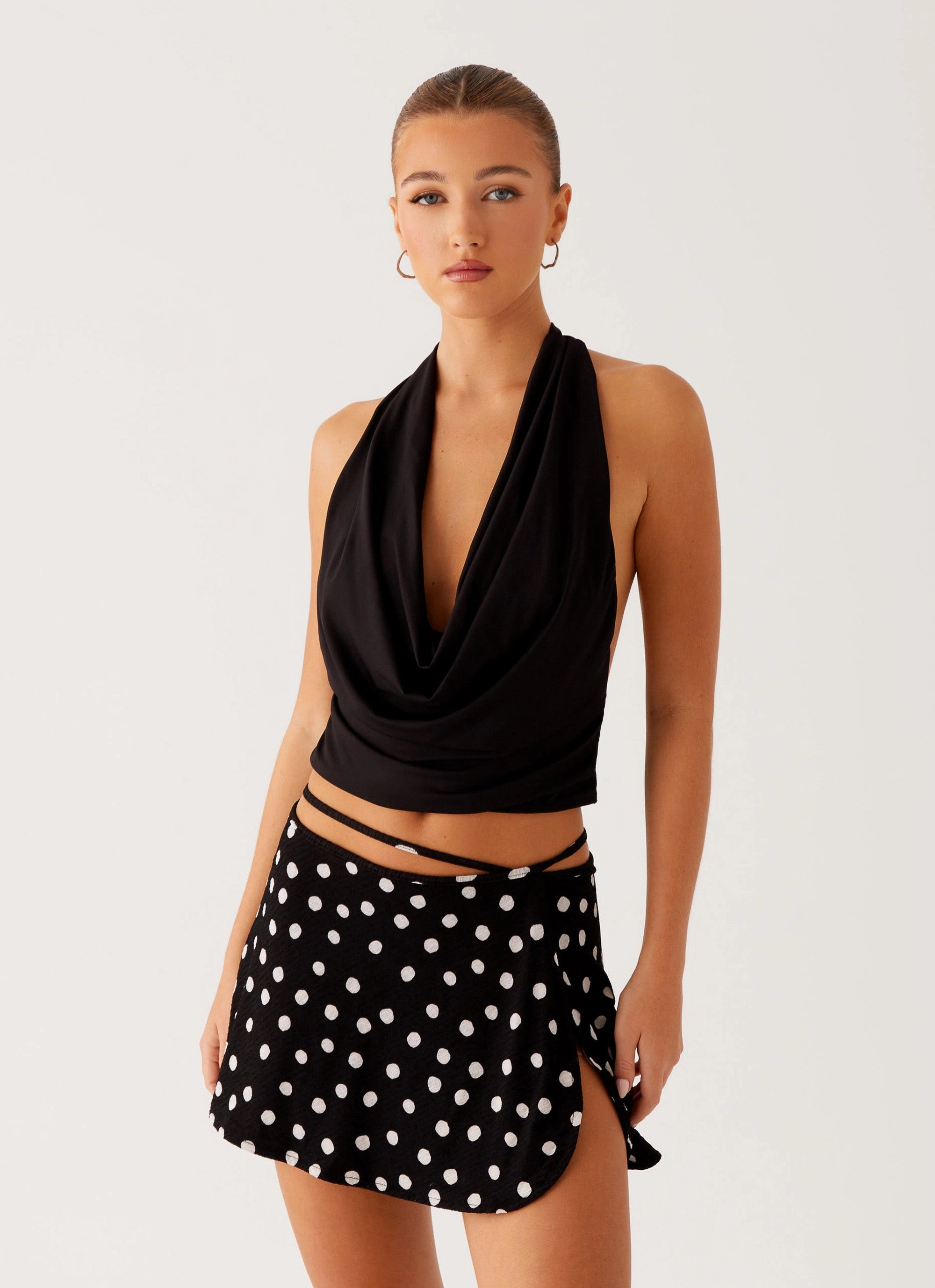 Unstructured Fit Ashi Cowl Top - Black