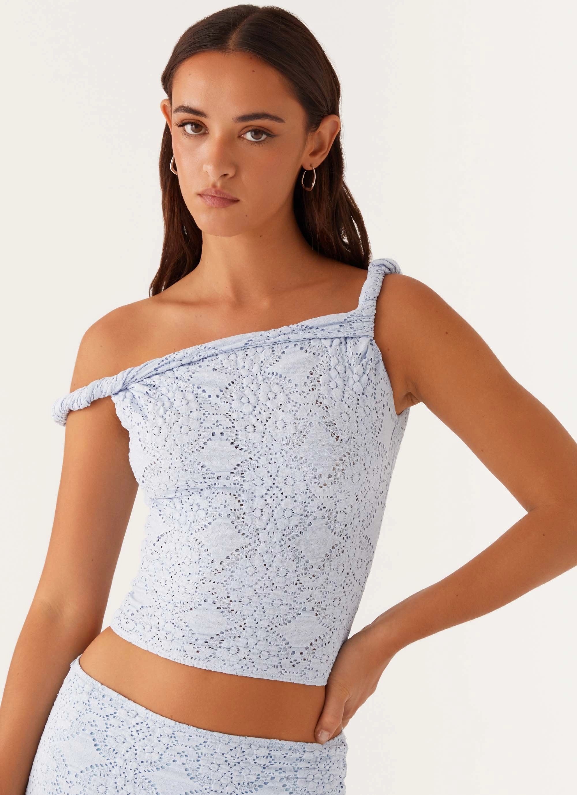 Diamond Sky Top - Blue DoubleLayered Neckline BrushedInnerLining