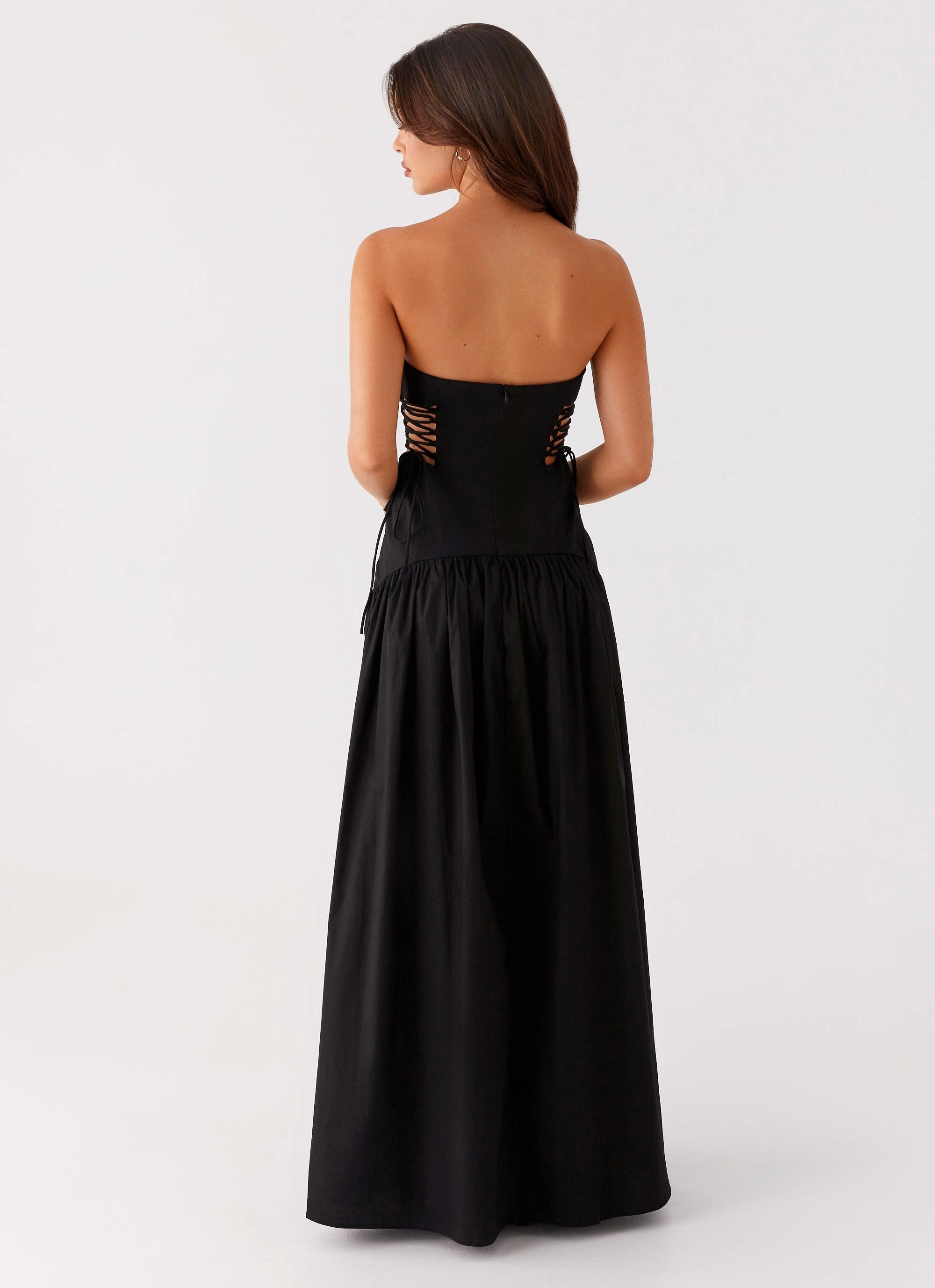 Conagh Maxi Dress - Black Beauty Zone