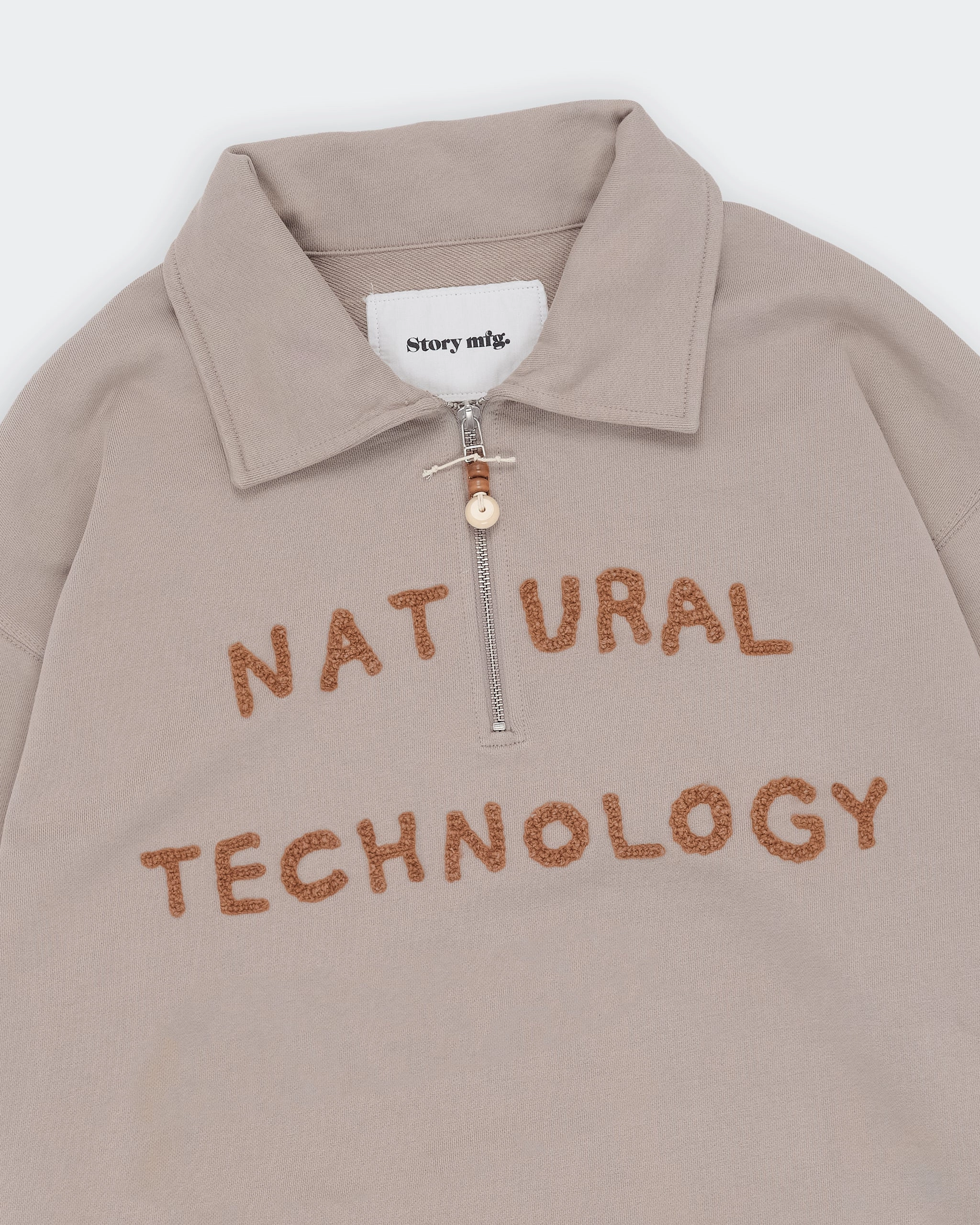 Refined Feel Fitted Mood Geo Pullover - Grey