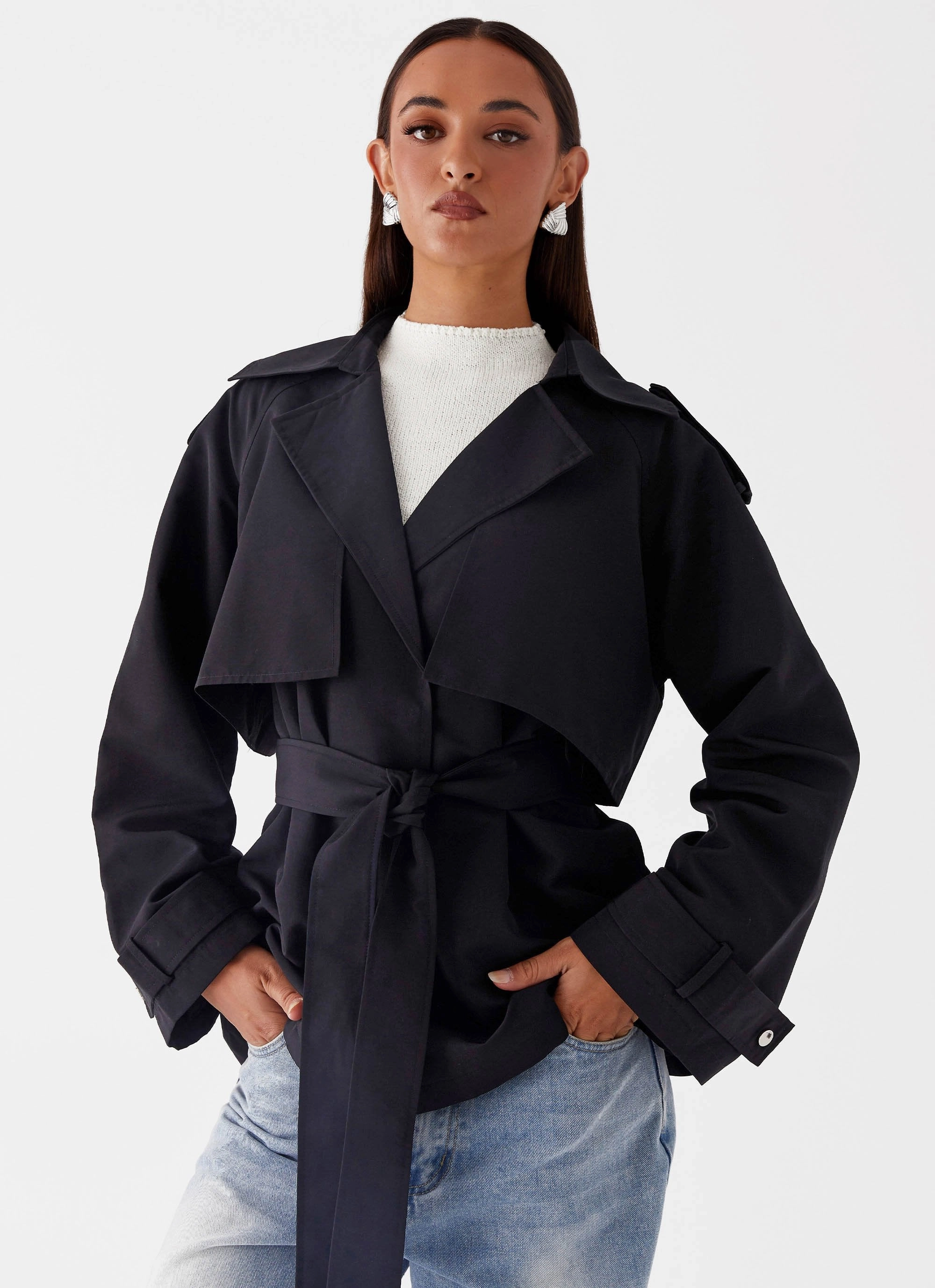 High End Look Ace Of Spades Cropped Trench Coat - Black