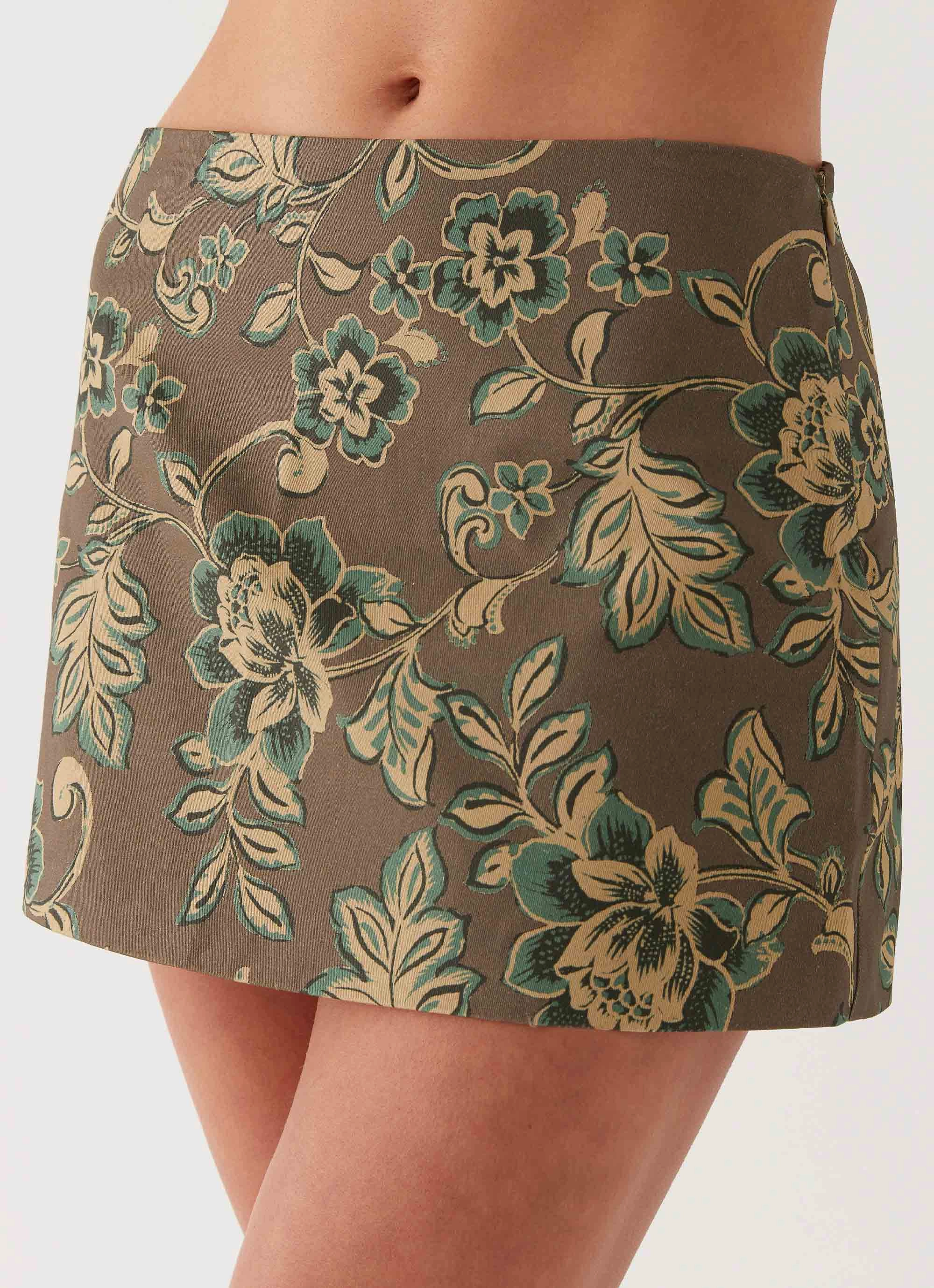 Tonnie Floral Mini Skirt - Brown Floral Craftsmanship Focus