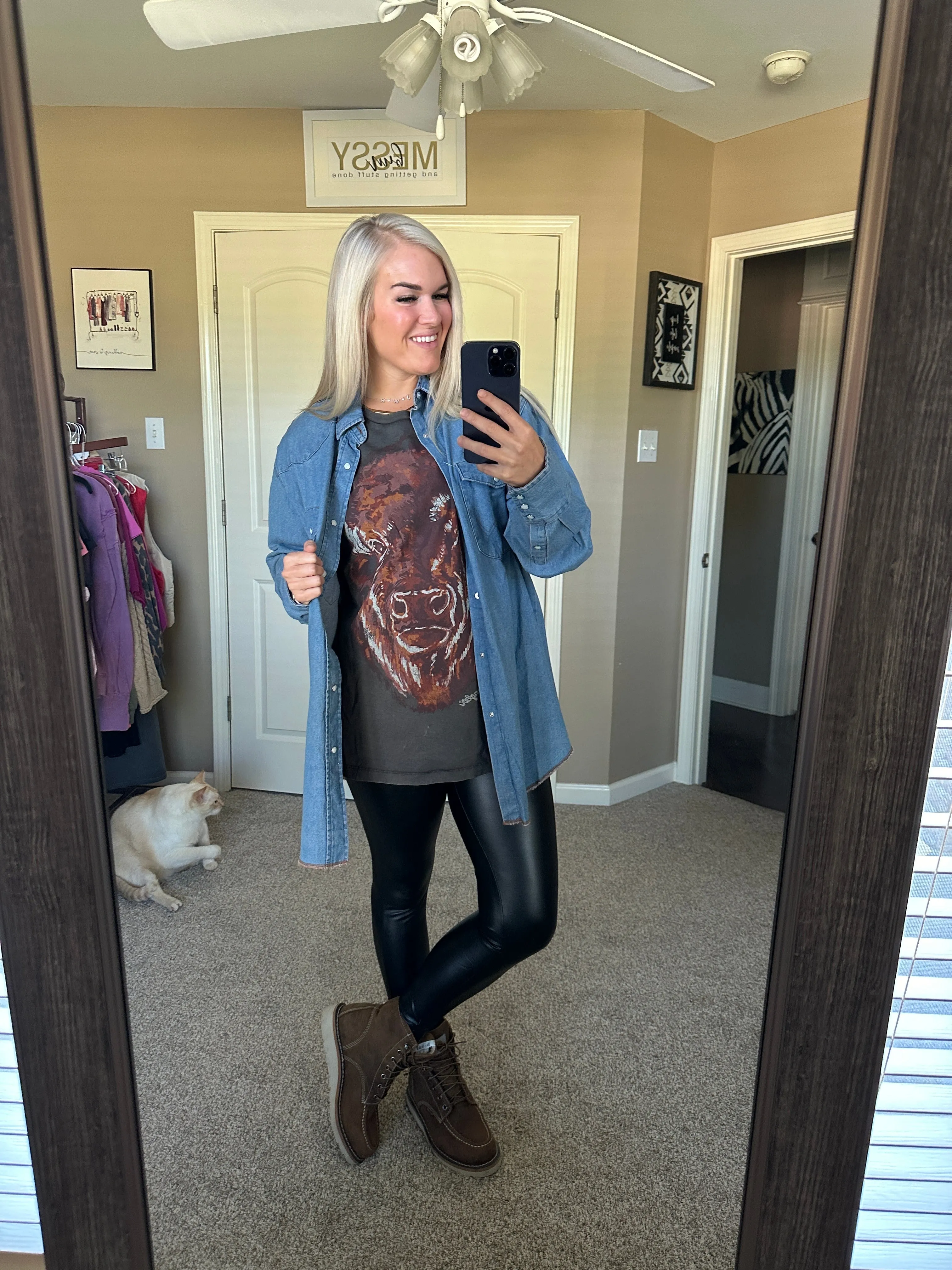 Cowboy Cut® Long Sleeve Western Denim Snap Work Shirt in Stonewash
