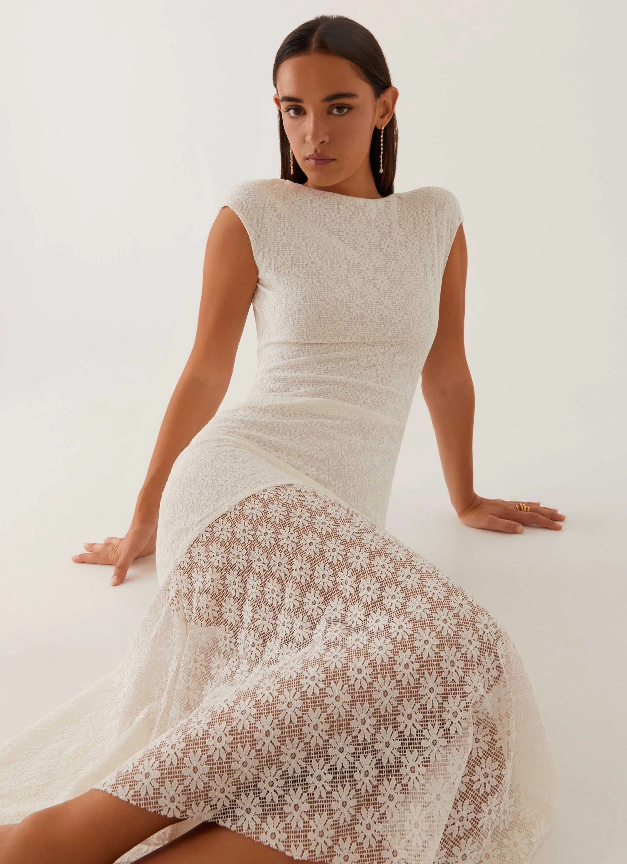 Arielle Open Back Midi Dress - White Chilly Comfort