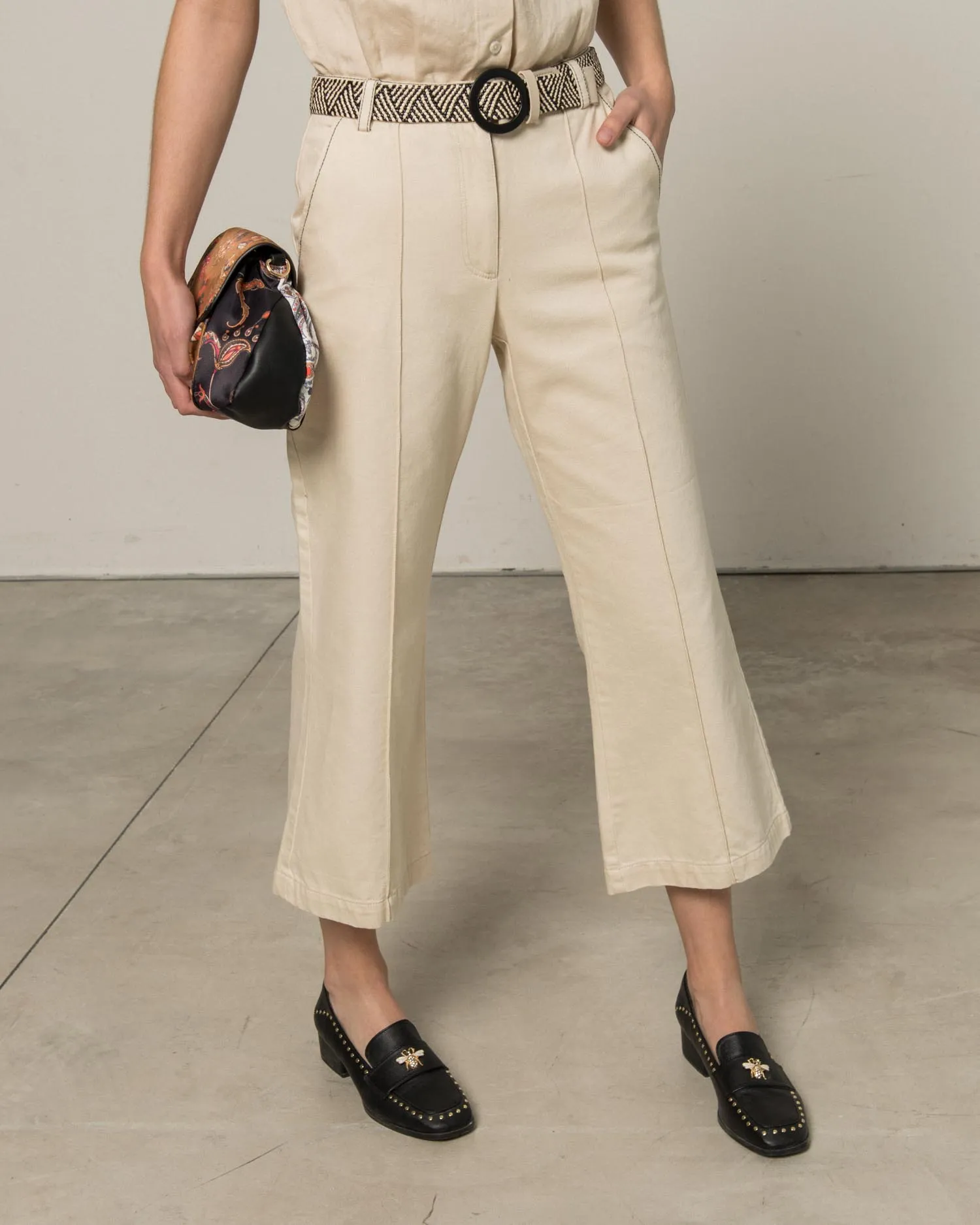 Crop flared jeans