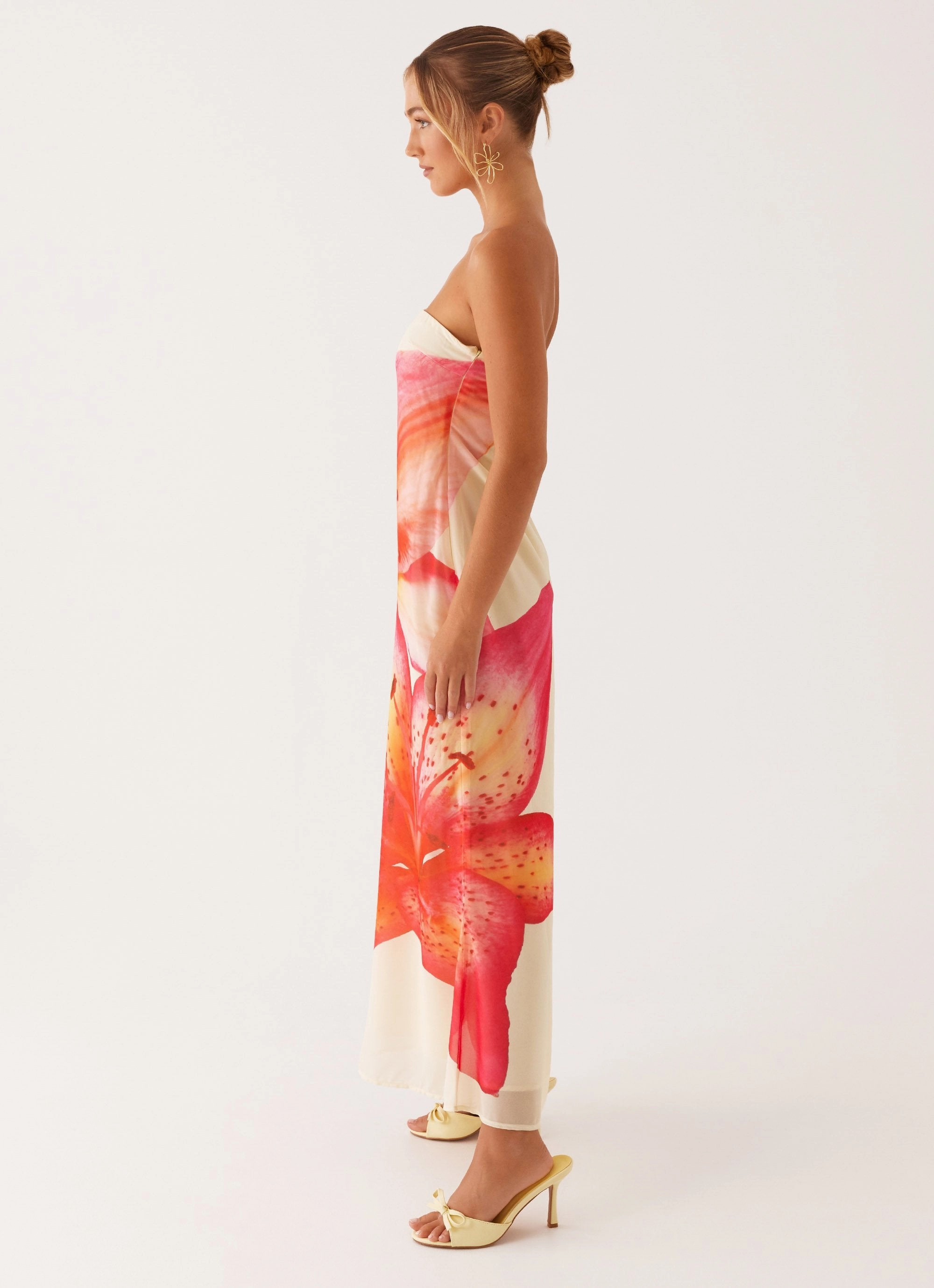 Happy Glow Essential Style Darcy Maxi Dress - Yellow Floral