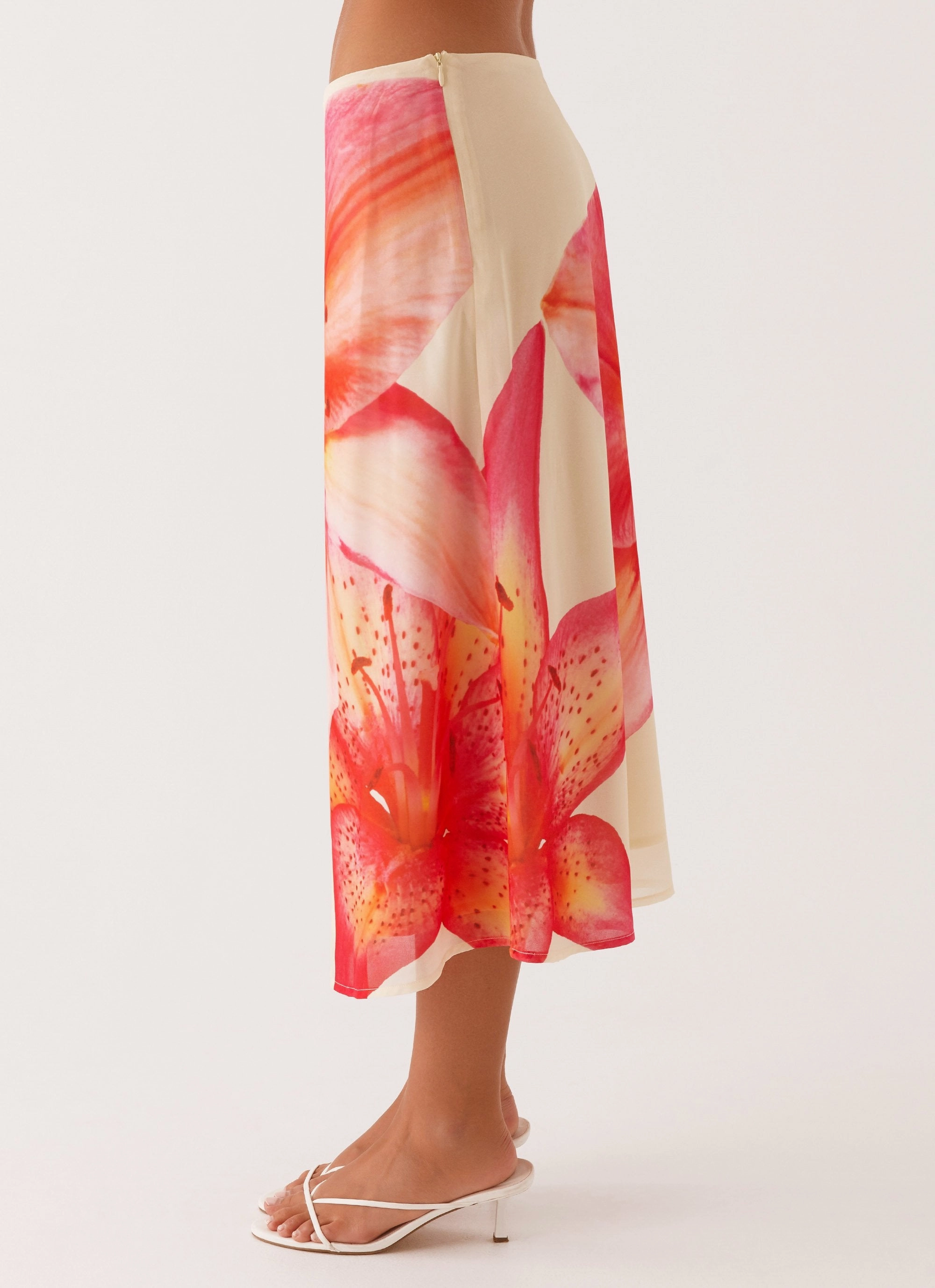 Neutrals Only Feminine Charm Summertime Midi Skirt - Yellow Floral