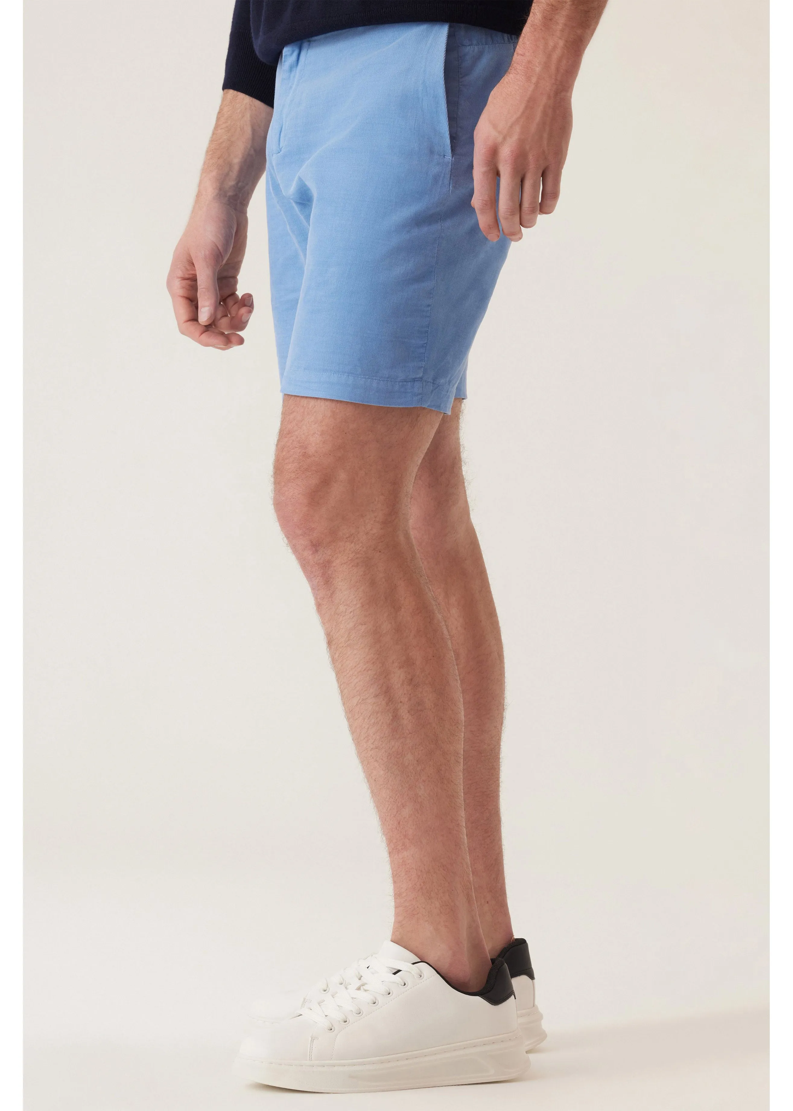 Deke Galaxy Bermuda in Cloud Corduroy | Lake