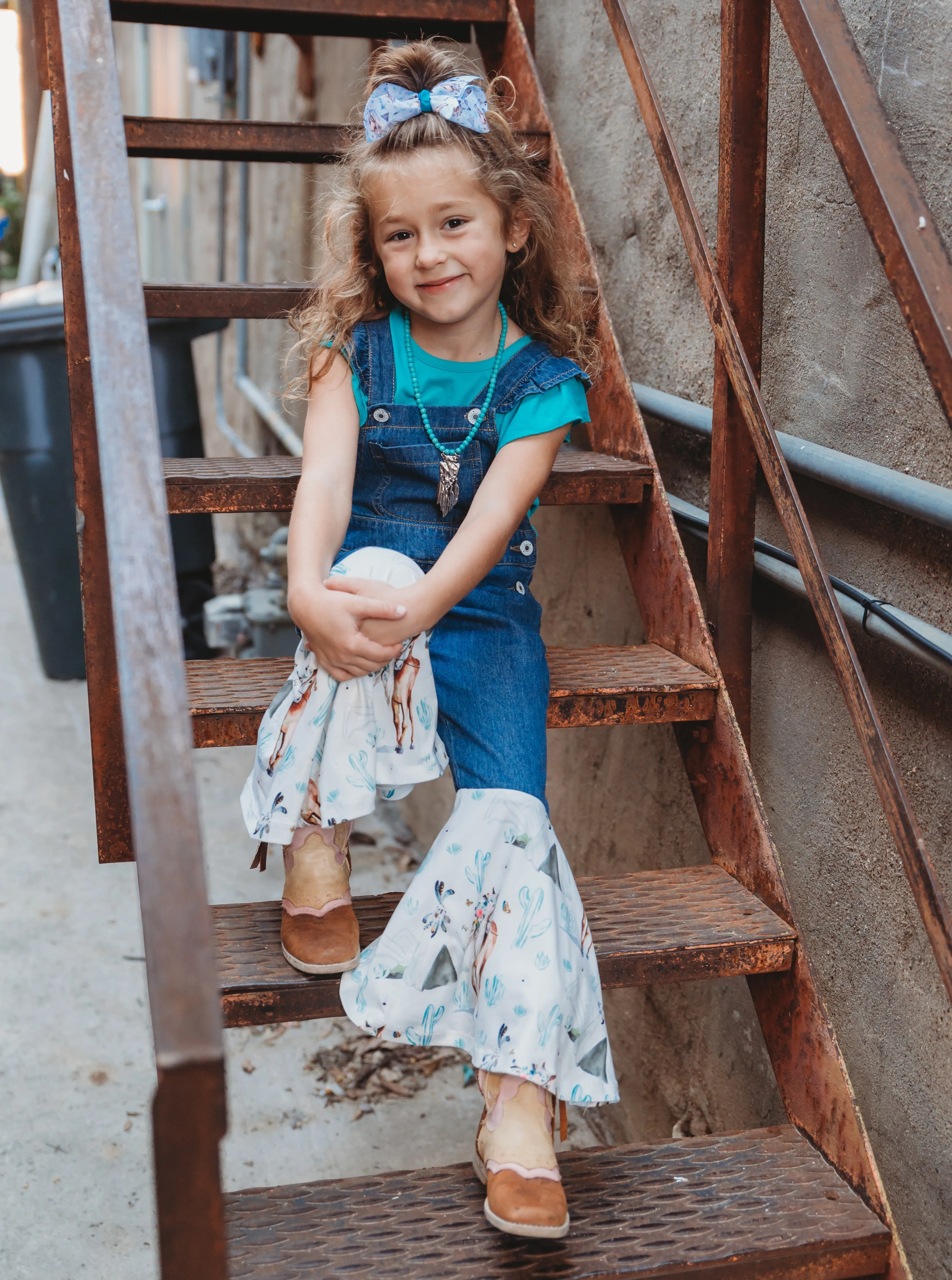 Denim and TeePee Overalls Kid (6-7)