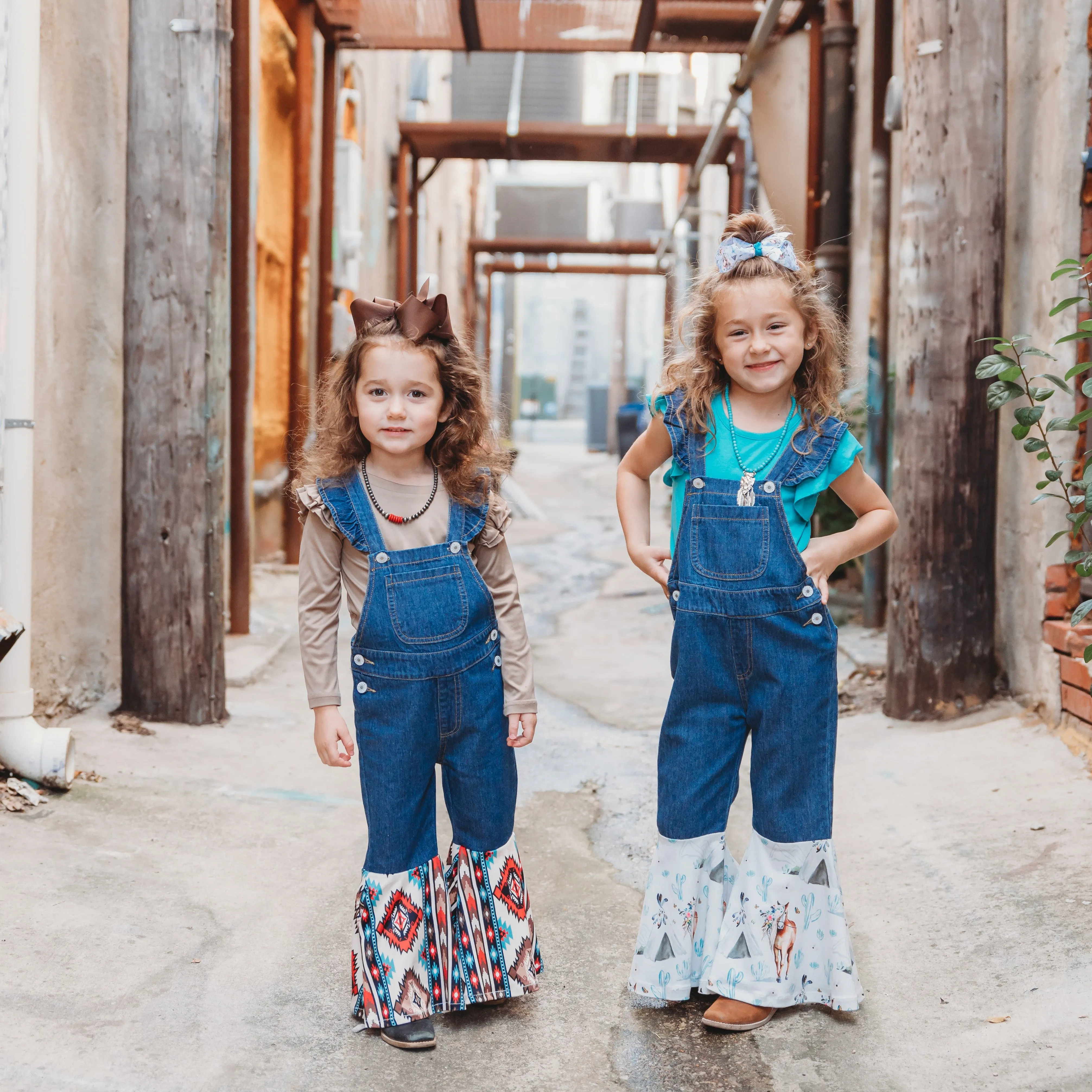 Denim and TeePee Overalls Kid (6-7)
