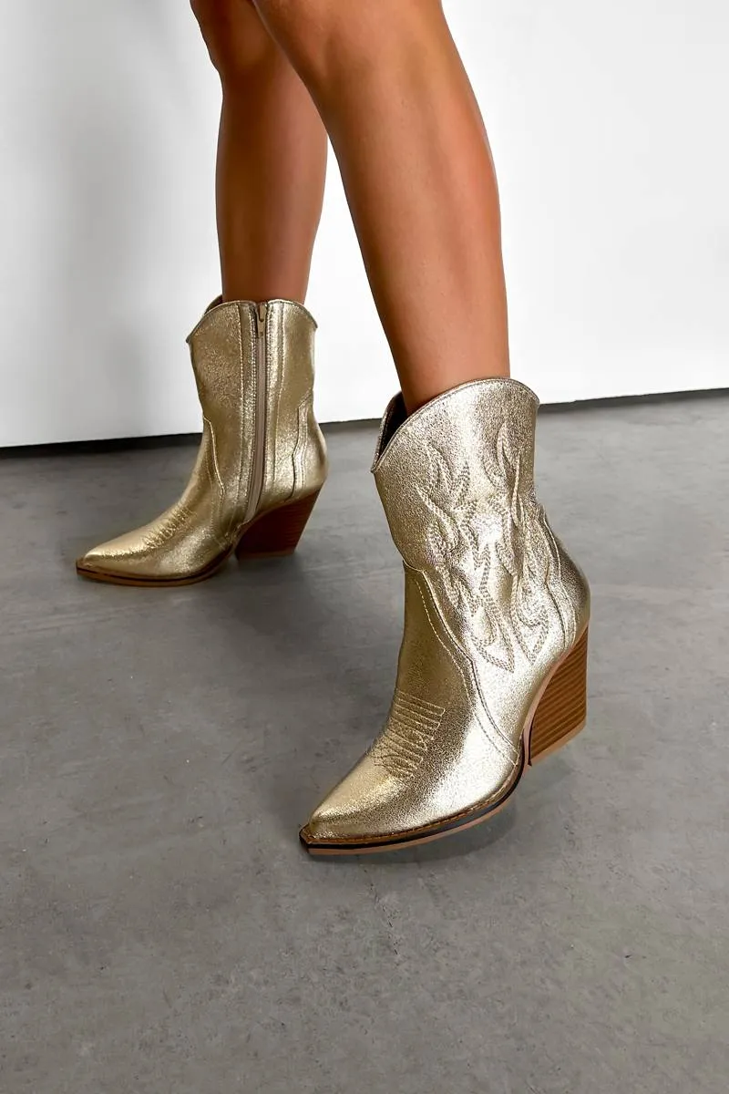 DENVER Western Cowboy Boots - Gold