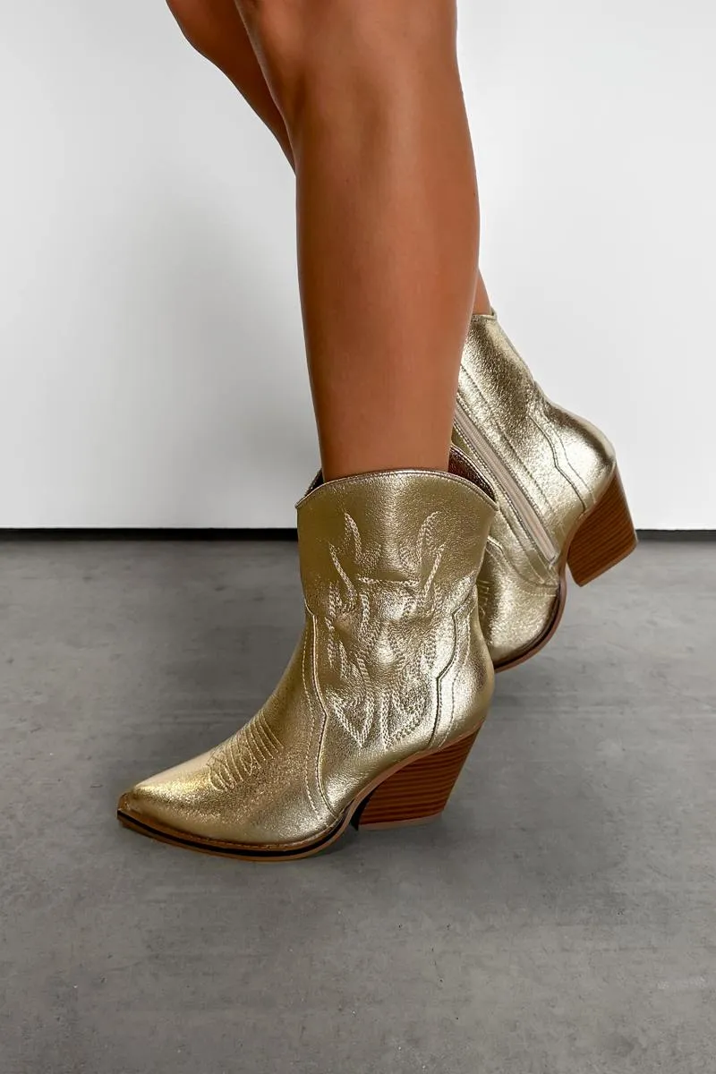 DENVER Western Cowboy Boots - Gold