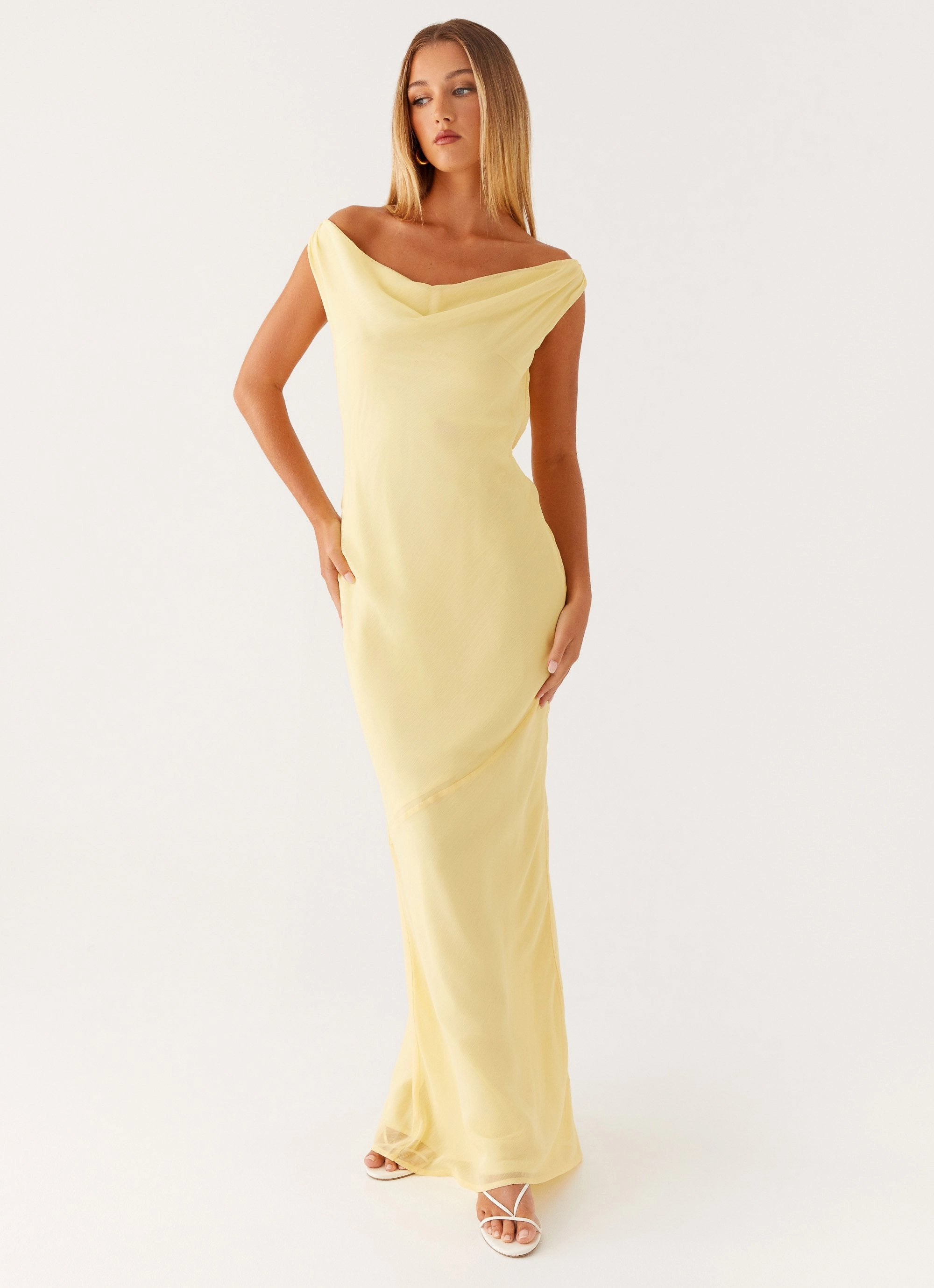 Chilly Day Layers Reversible-Style Brittany Chiffon Maxi Dress - Pastel Yellow