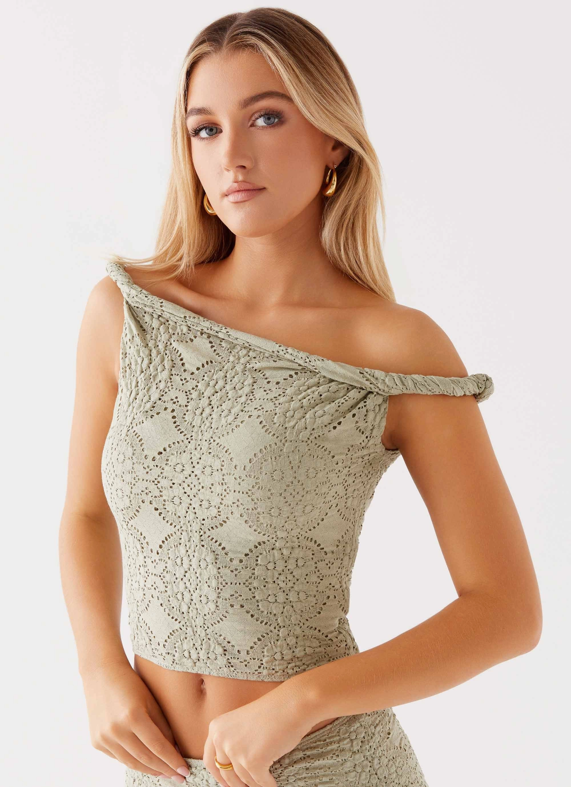 Diamond Sky Top - Sage Sun Protective Fabric