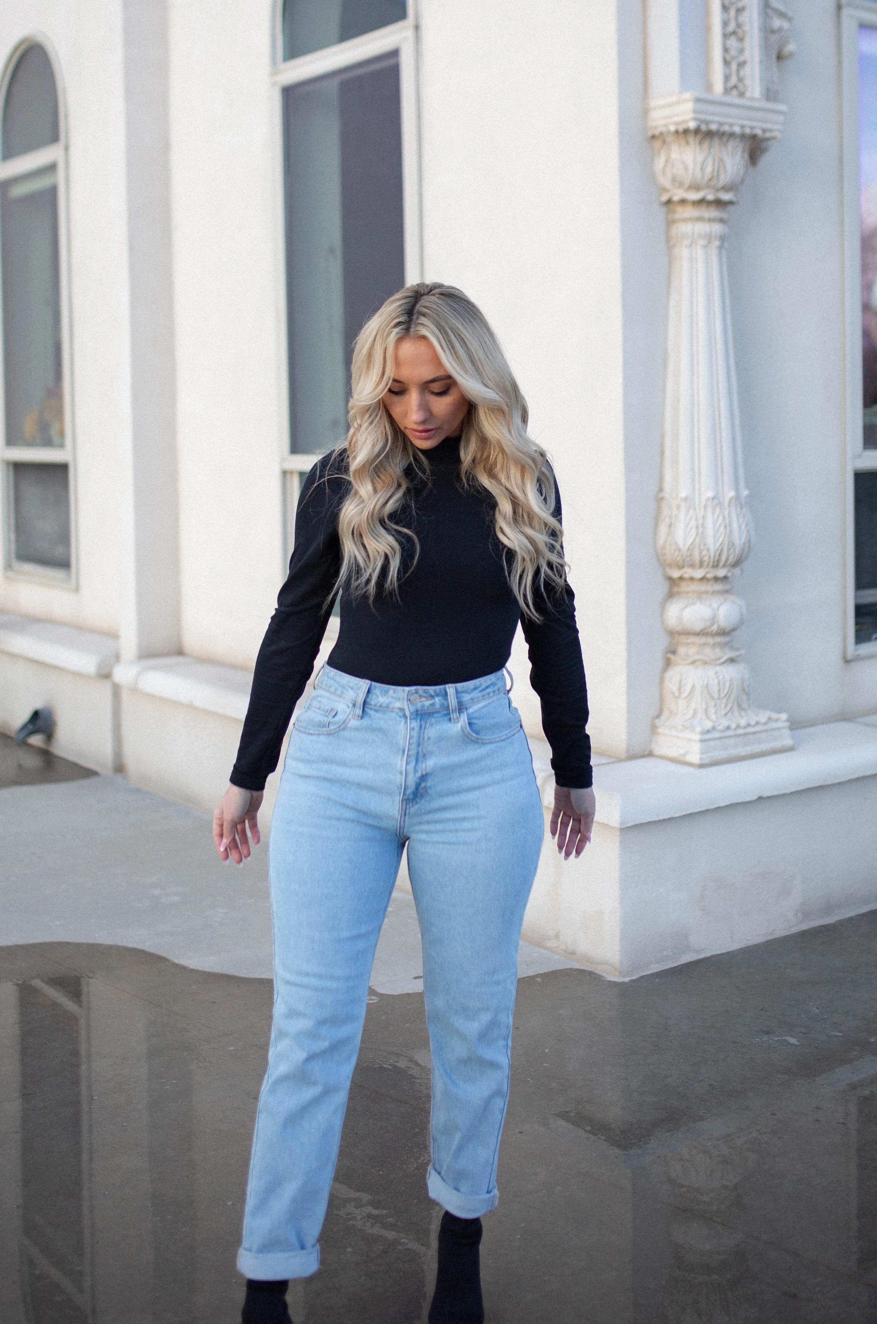 Dion High Waisted Straight Jean