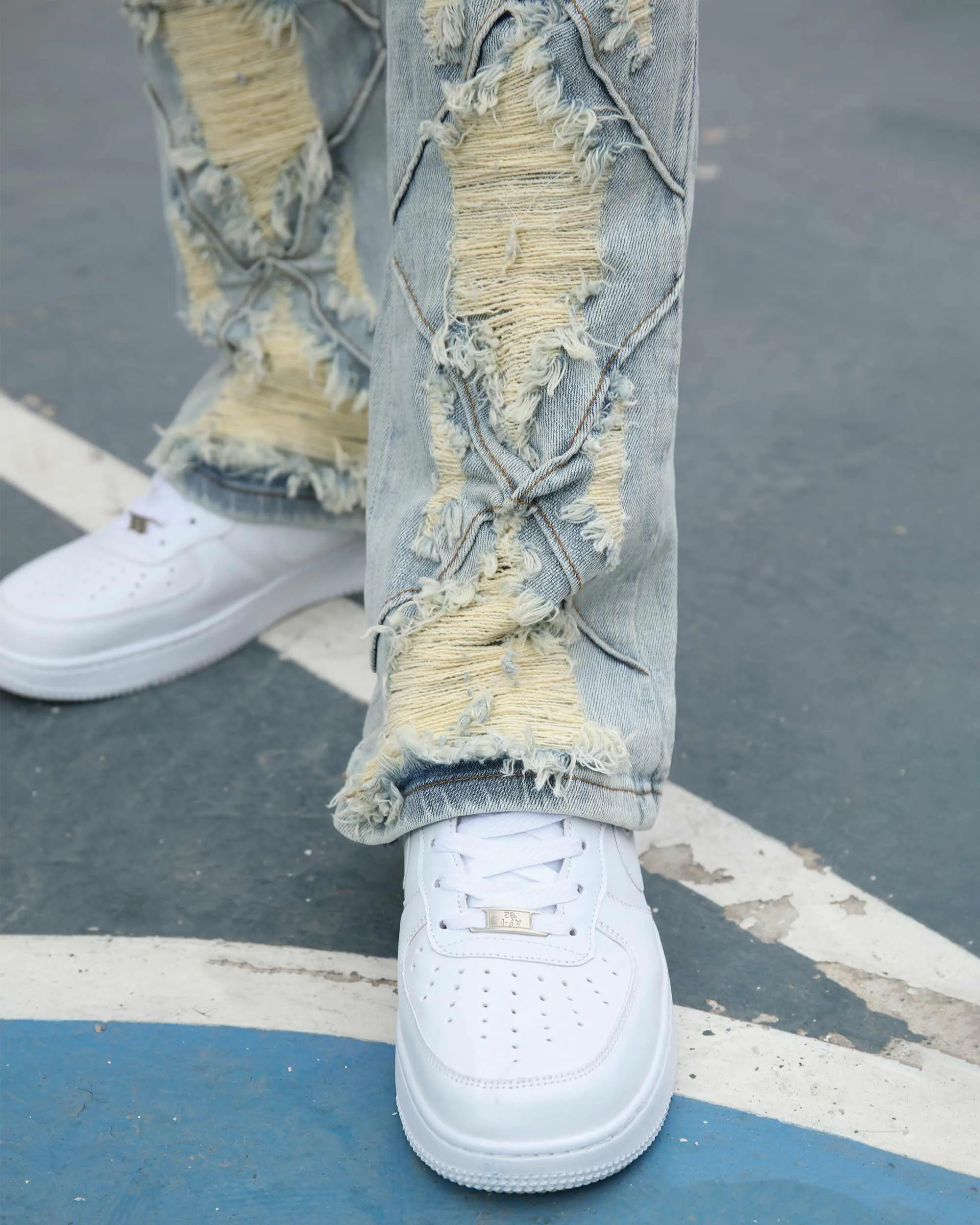 Distressed Flared Blue Jeans with Large Ripped-Mexico Local Delivery