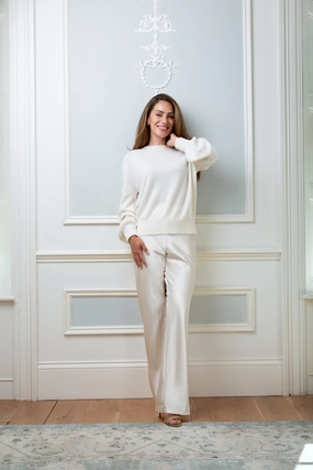 Comfortable Fashion "The Sandra" - Satin Trousers Regular (Cream)