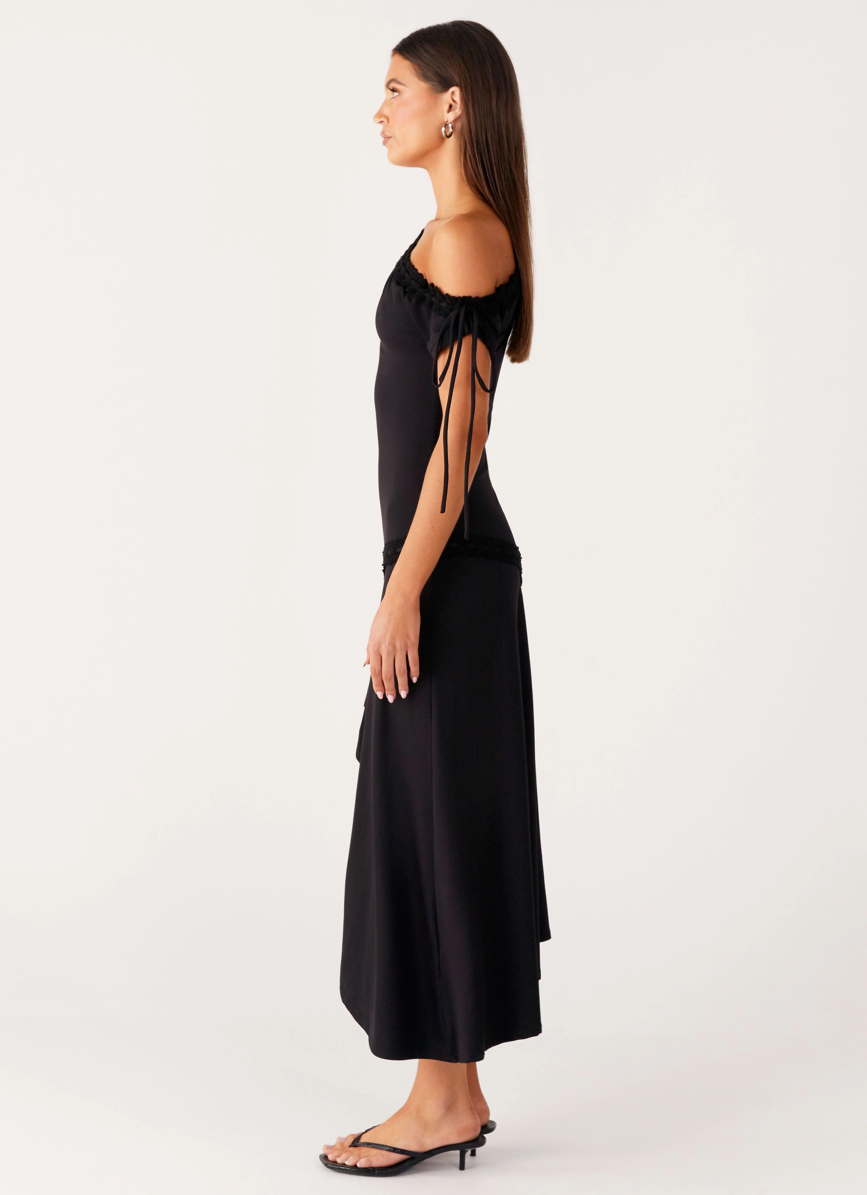 knee-length Charming Style Downtown Midi Dress - Black