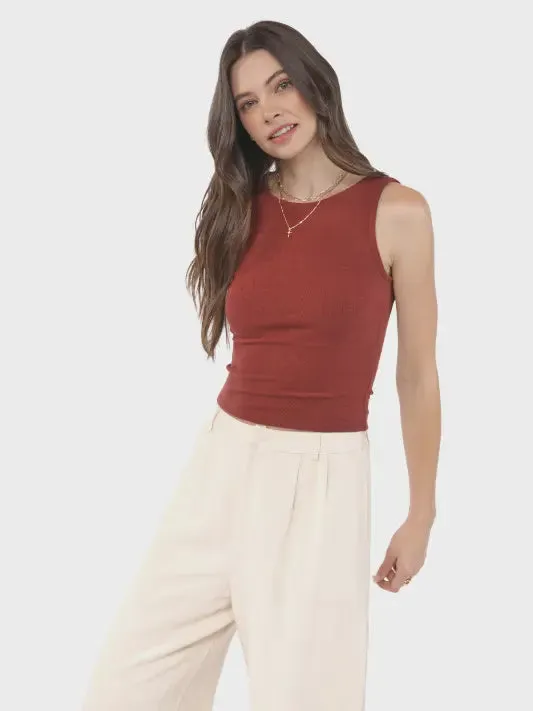 Credit Sleeveless Top Water resistant coating elegant design