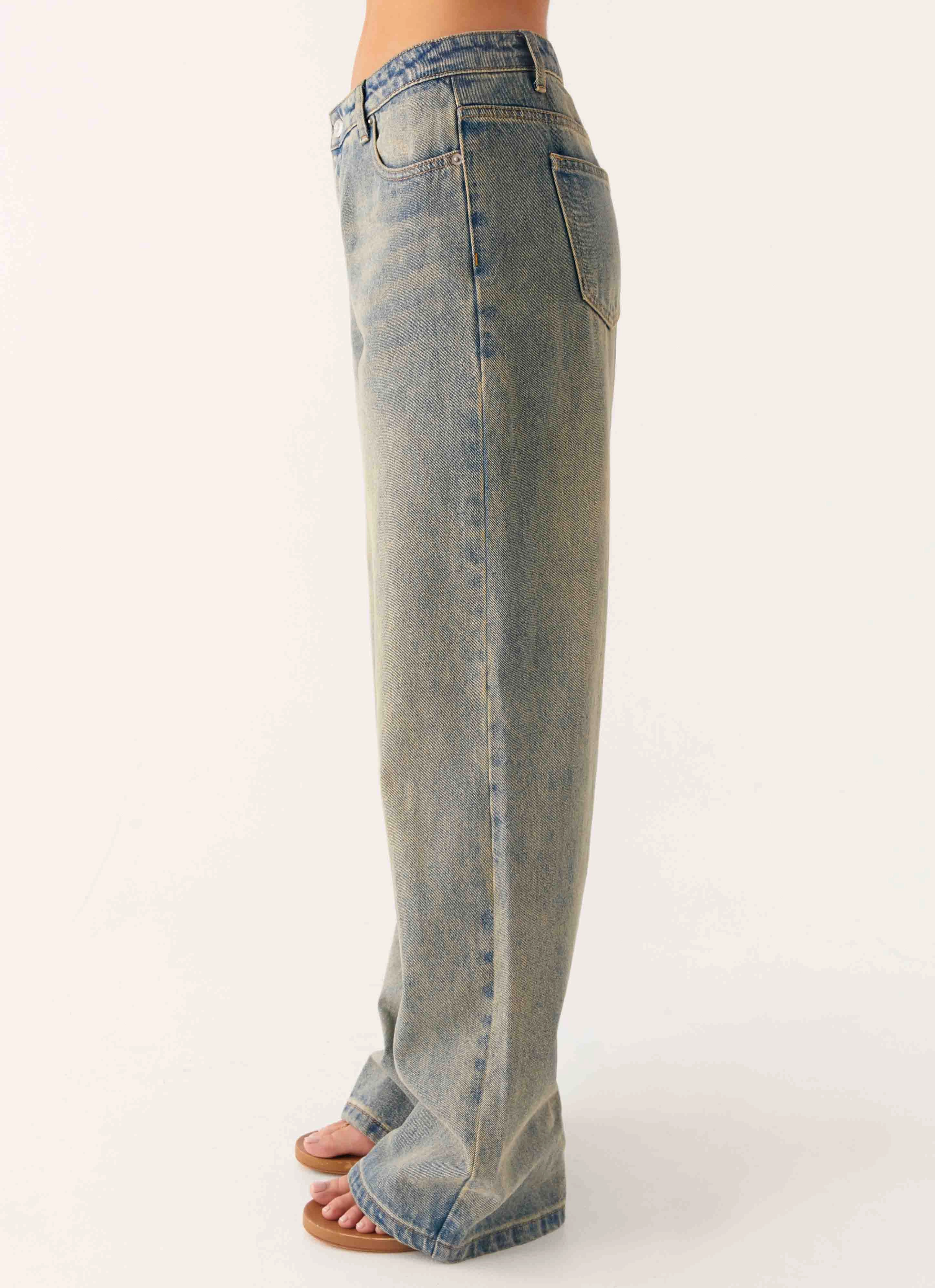 StretchWaistband Keanna Low Rise Denim Jeans - Dirty Wash