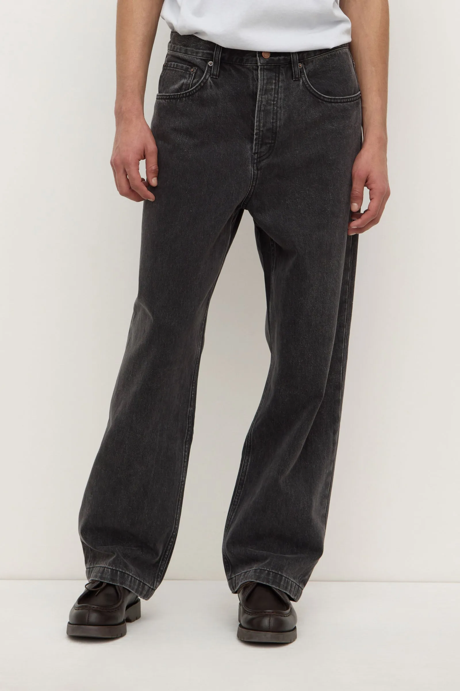 Garment Washed Eco Friendly Dye Process Mens Relaxed Jean