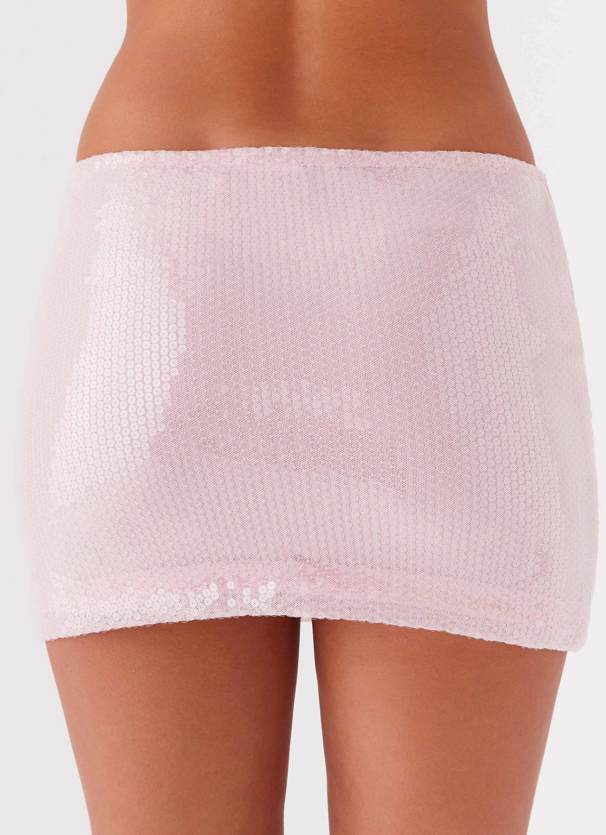 Perfect Fantasy Sequin Mini Skirt - Pink Easy Layers Summer Outfit