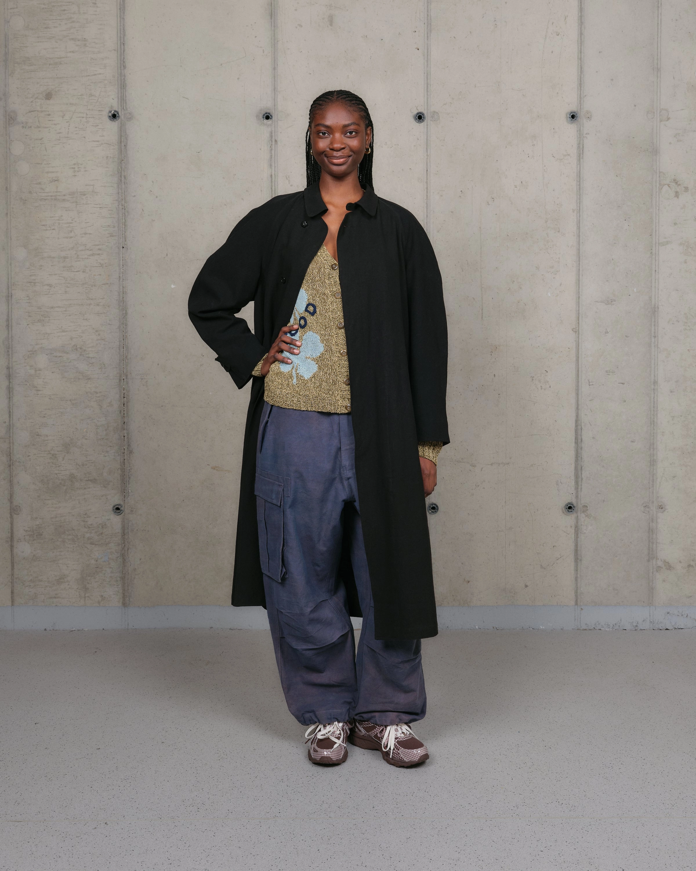 Stylish day dress Basic Shape Atlas Overcoat - Black Slub