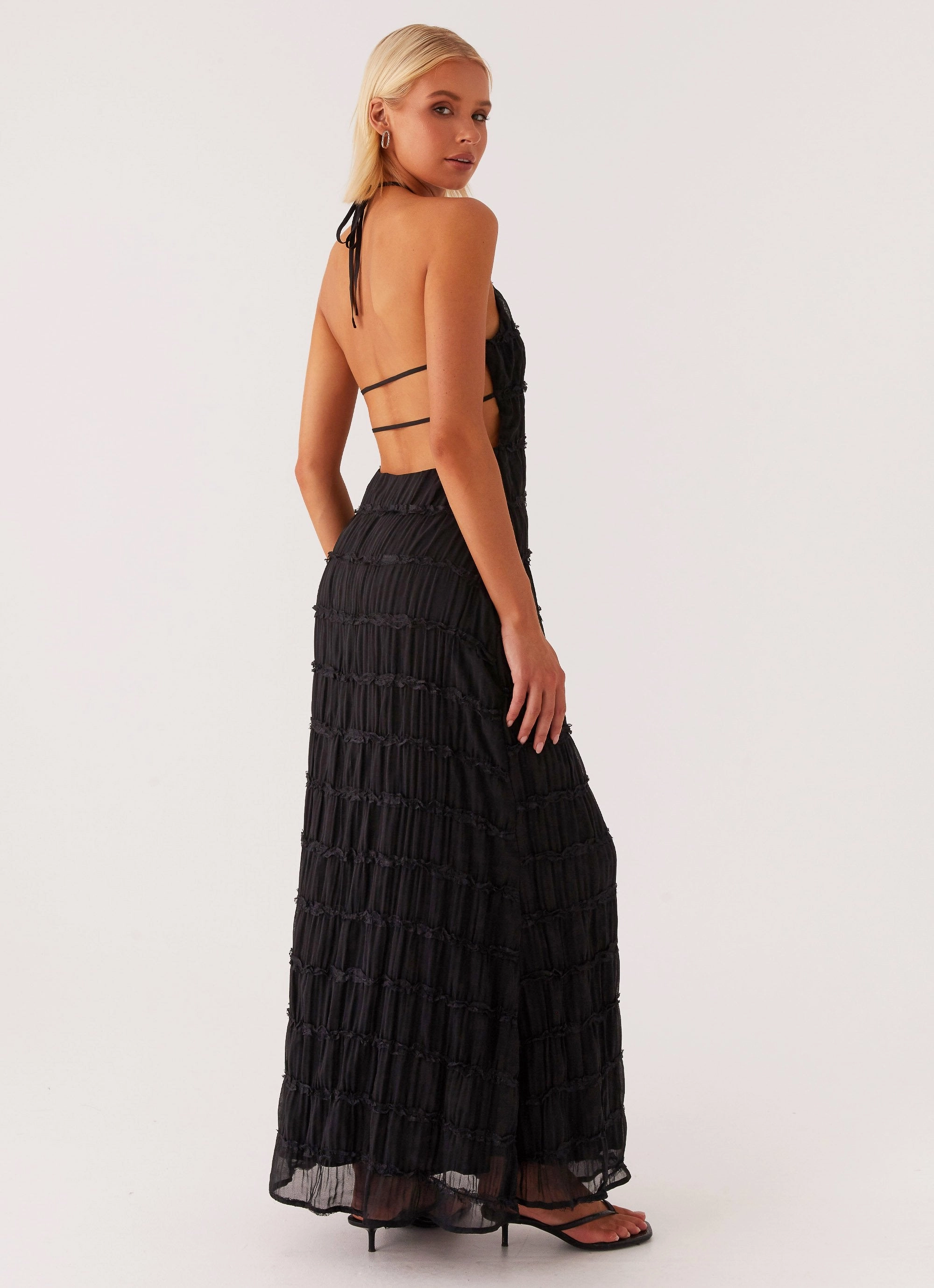 Fluid Shape Aullie Maxi Dress - Black