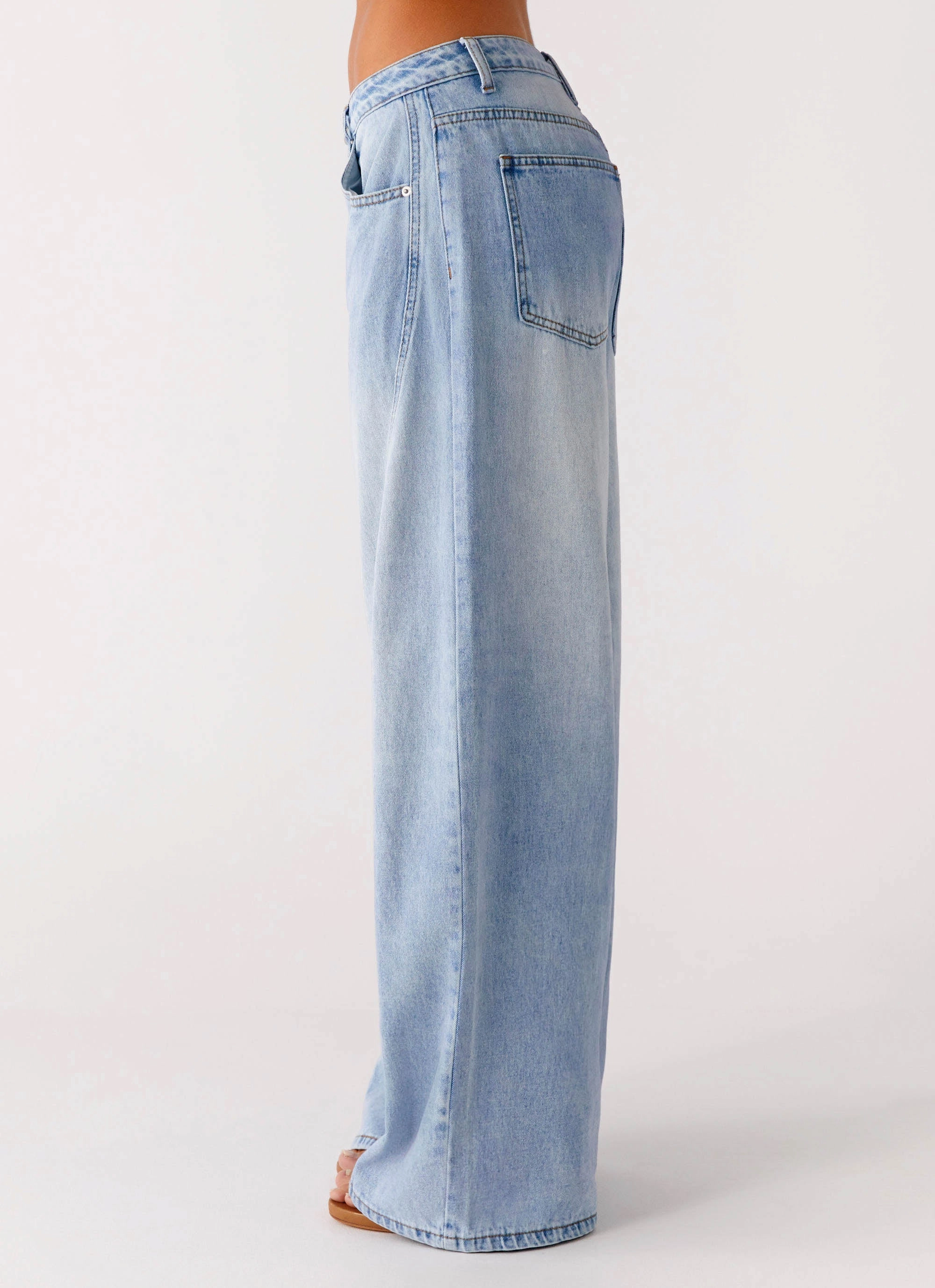 Timeless Wide Leg Jeans - Bleached Blue Active Performance Essential Wear