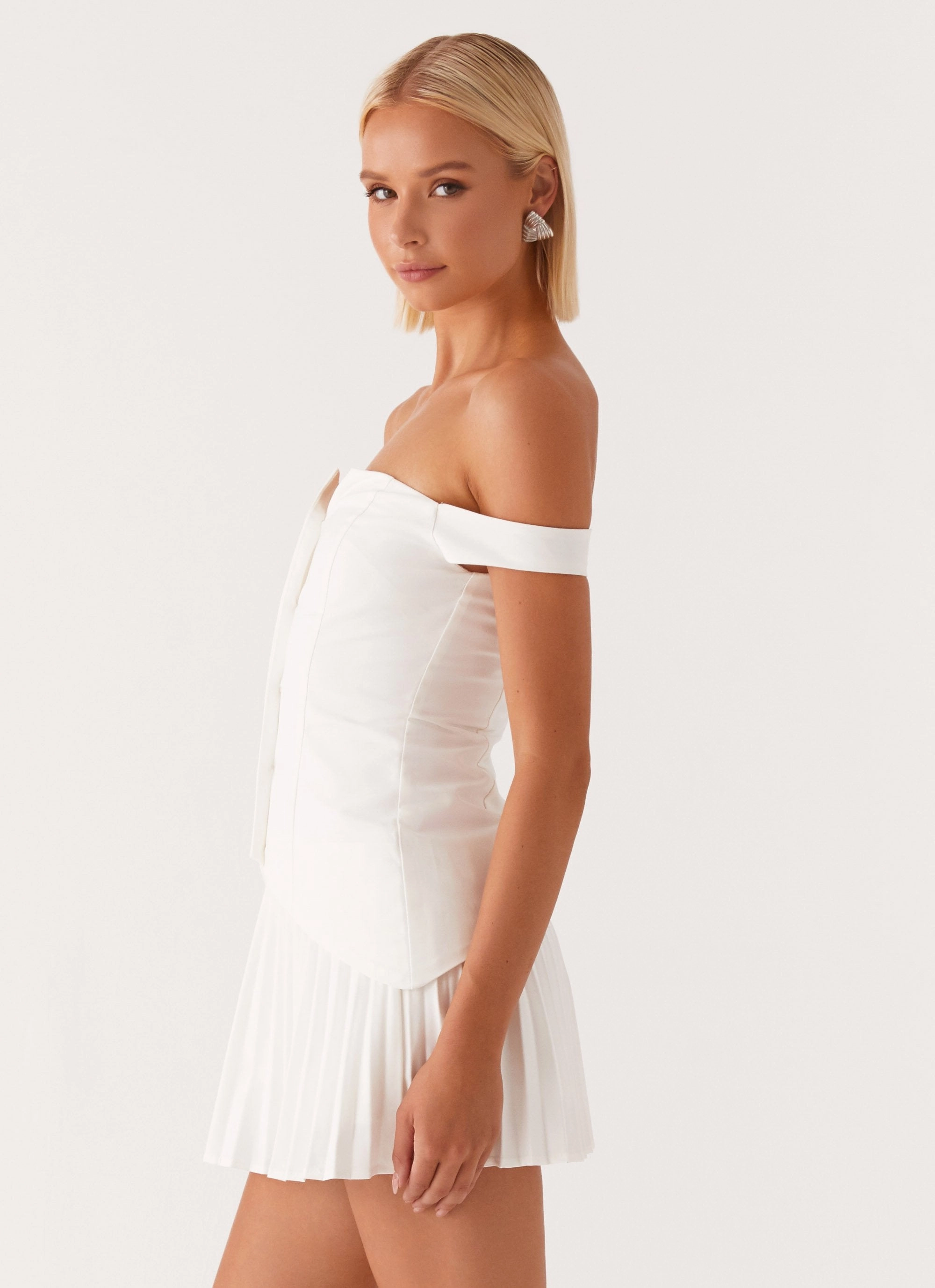 Refined Style Classic Layers Twisted Skies Off Shoulder Mini Dress - Off White