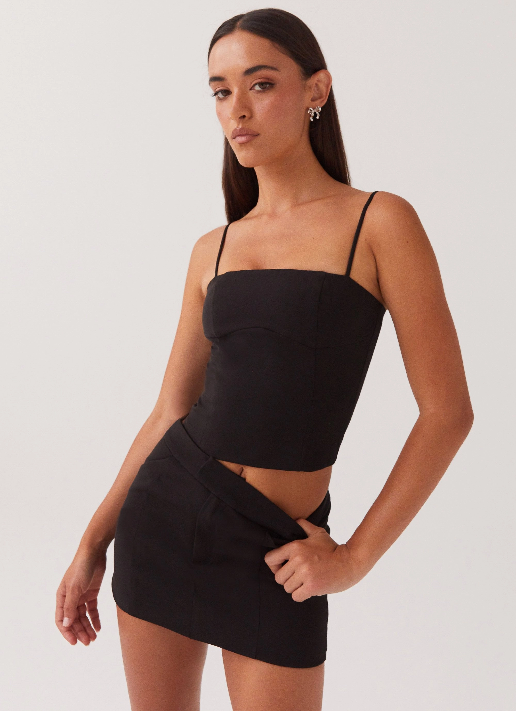Outfit Mix Eliana Suit Mini Skirt - Black