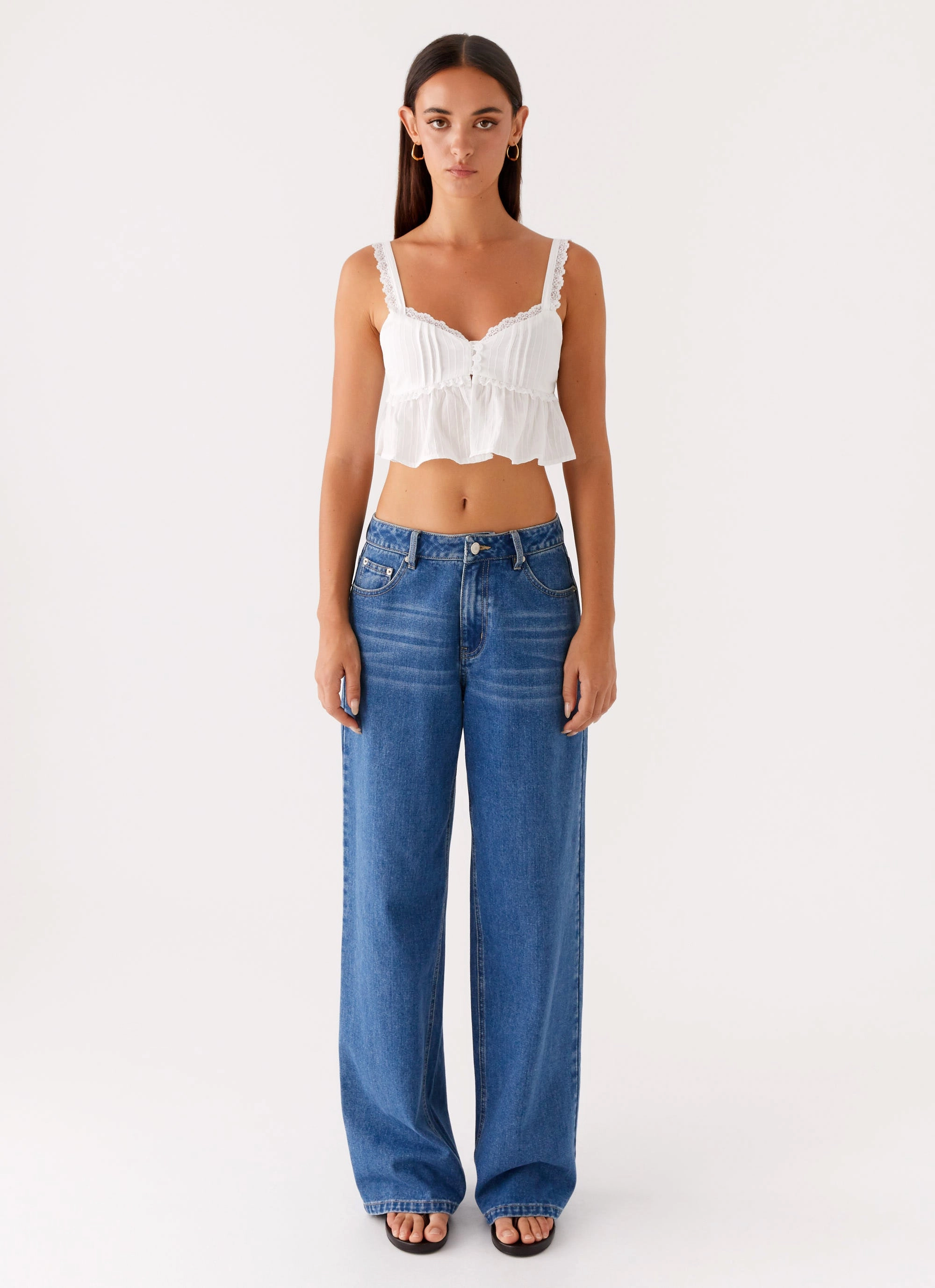 Elliana Cami Top - White Cozy Cardigan