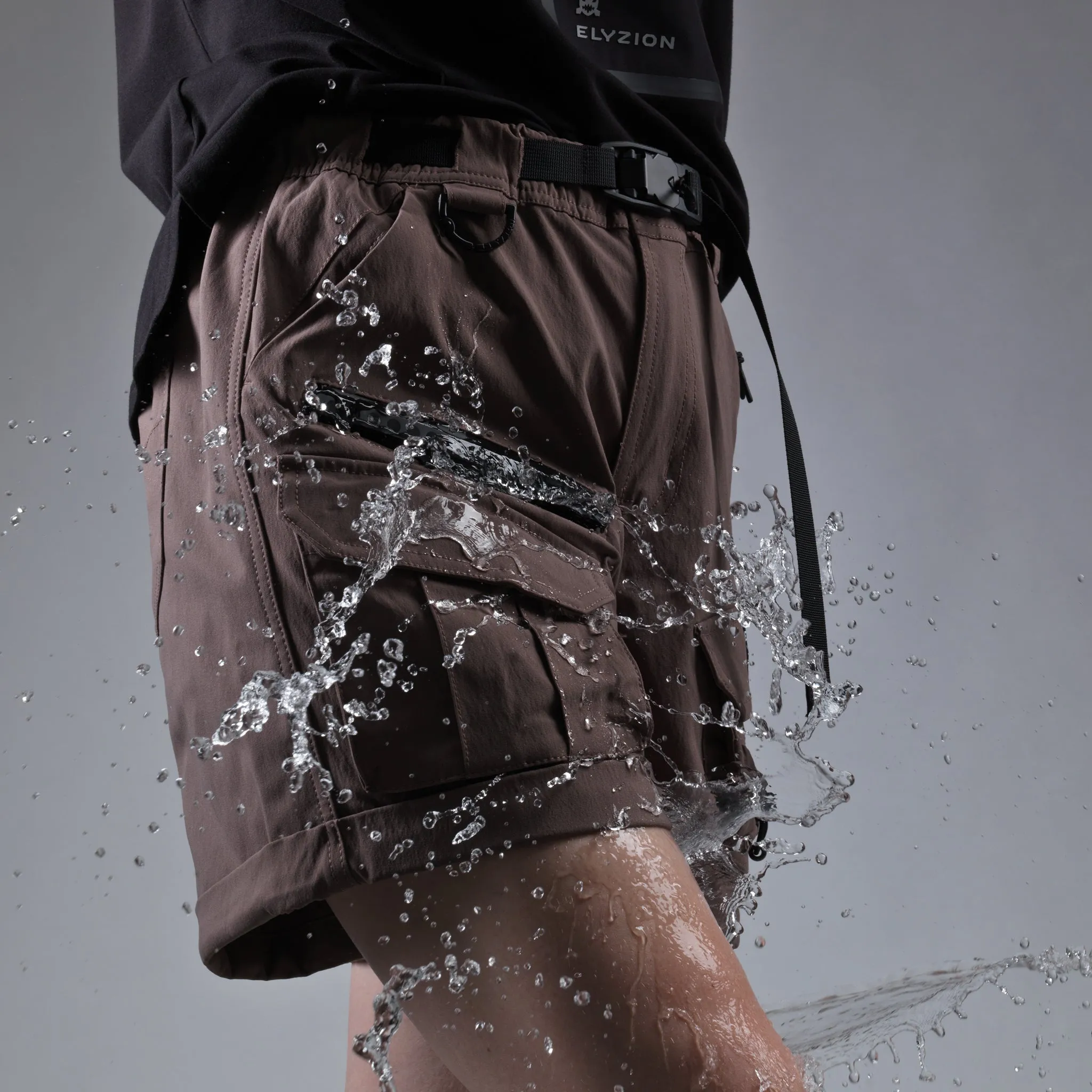 Elyzion "Yangzi" Cargo Shorts - Black