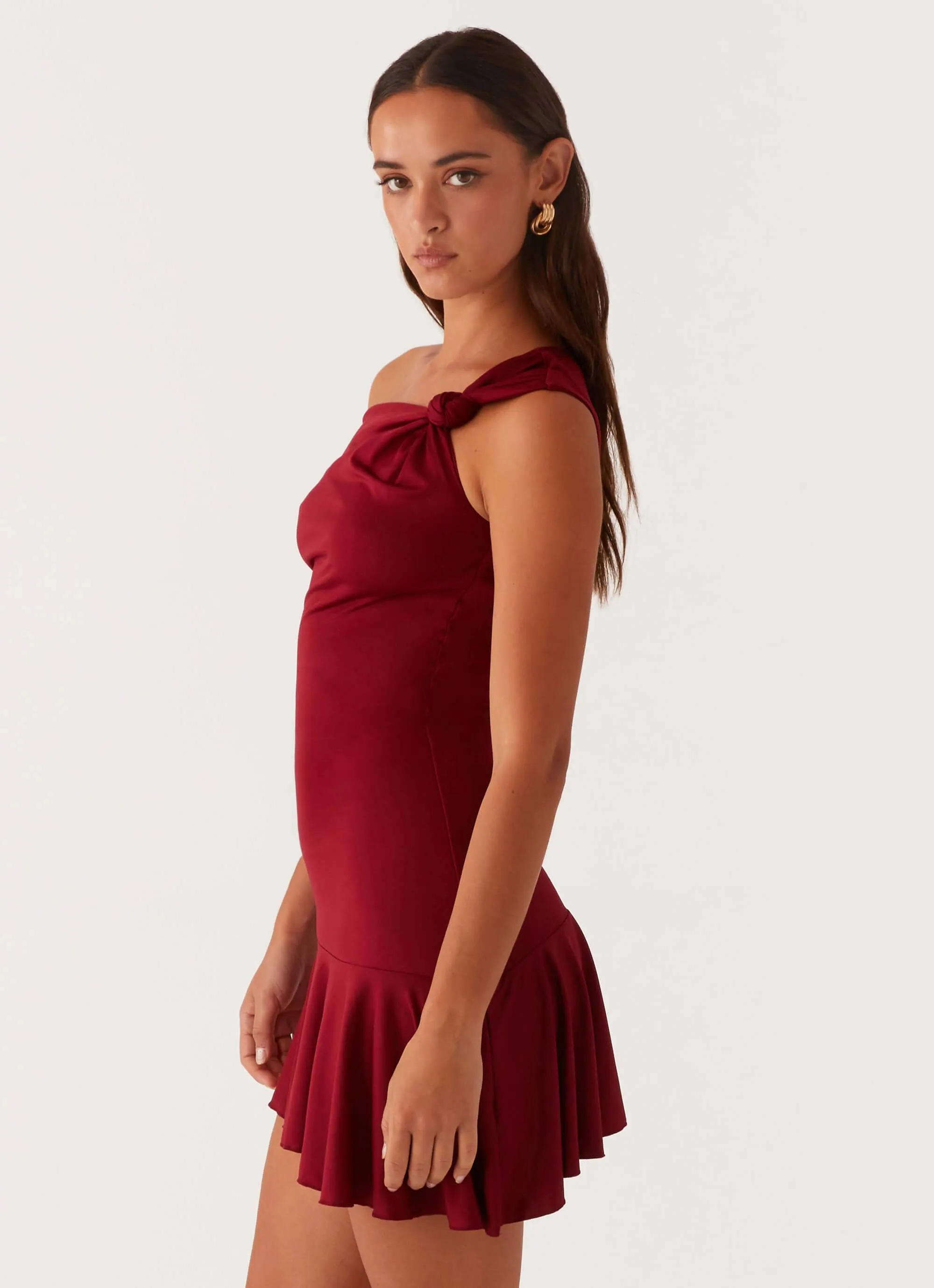 Amaya Twist Mini Dress - Maroon Casual event outfit Modern Fit