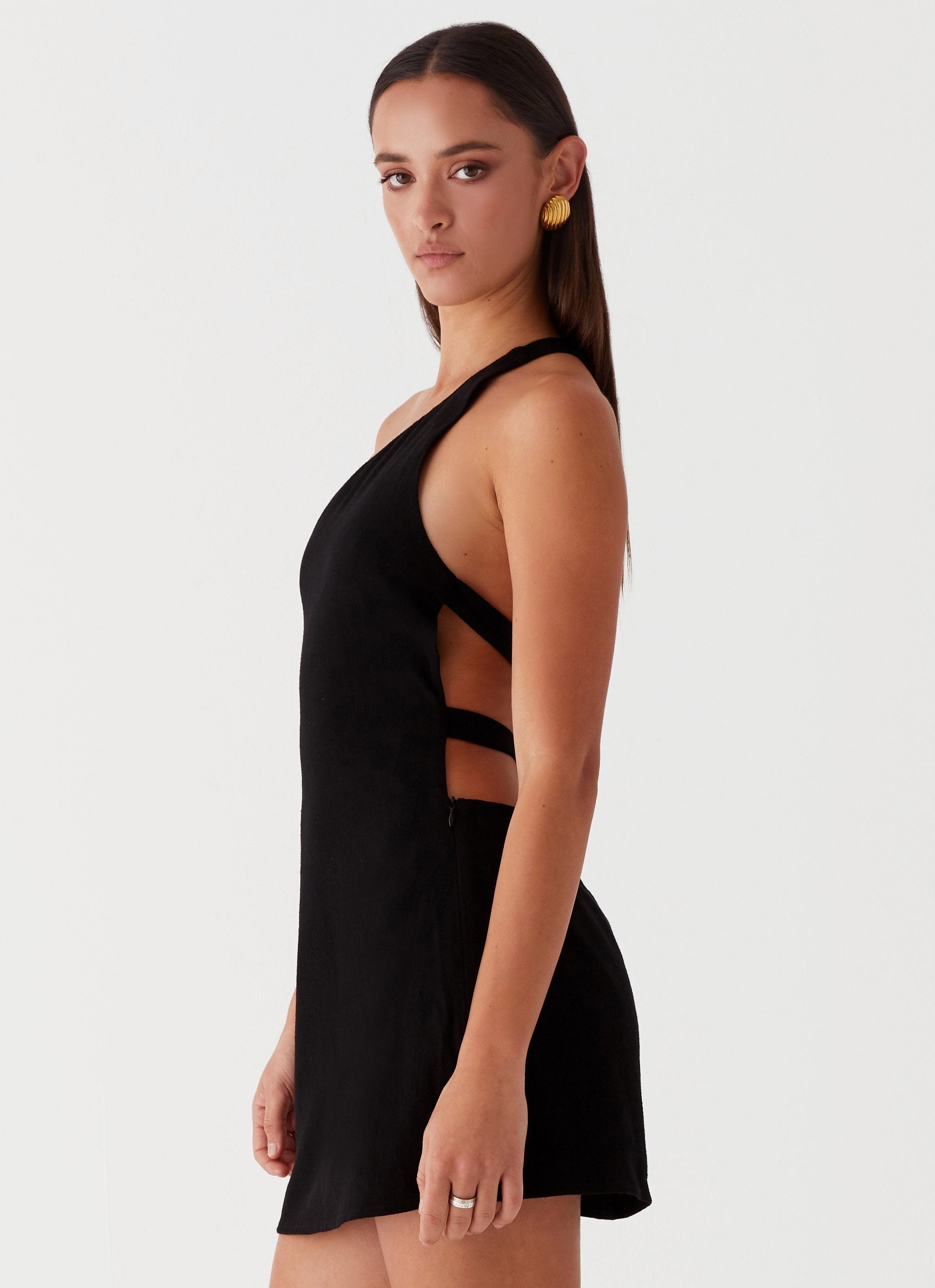 Minimalist-Style Emilee Tie Back Mini Dress - Black