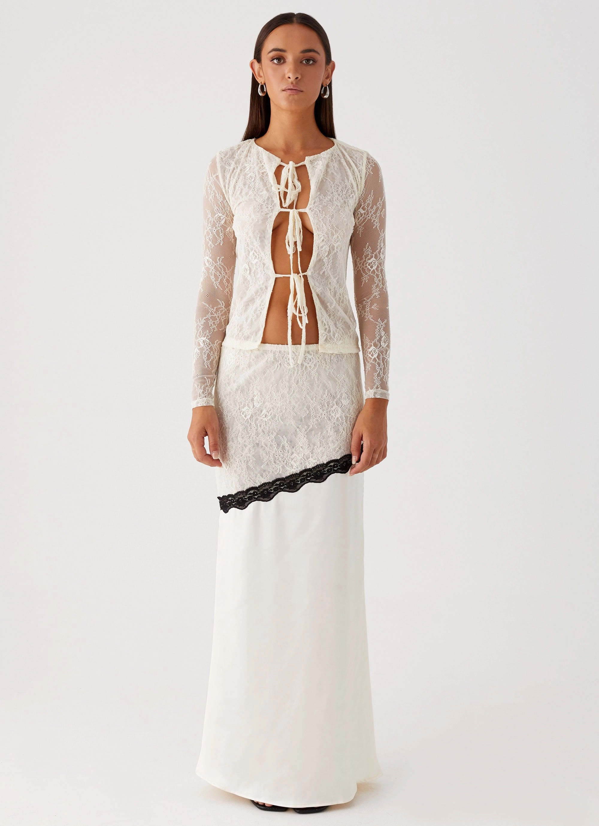Weekend Outfit Adjustable Hem Duet Lace Maxi Skirt - Ivory