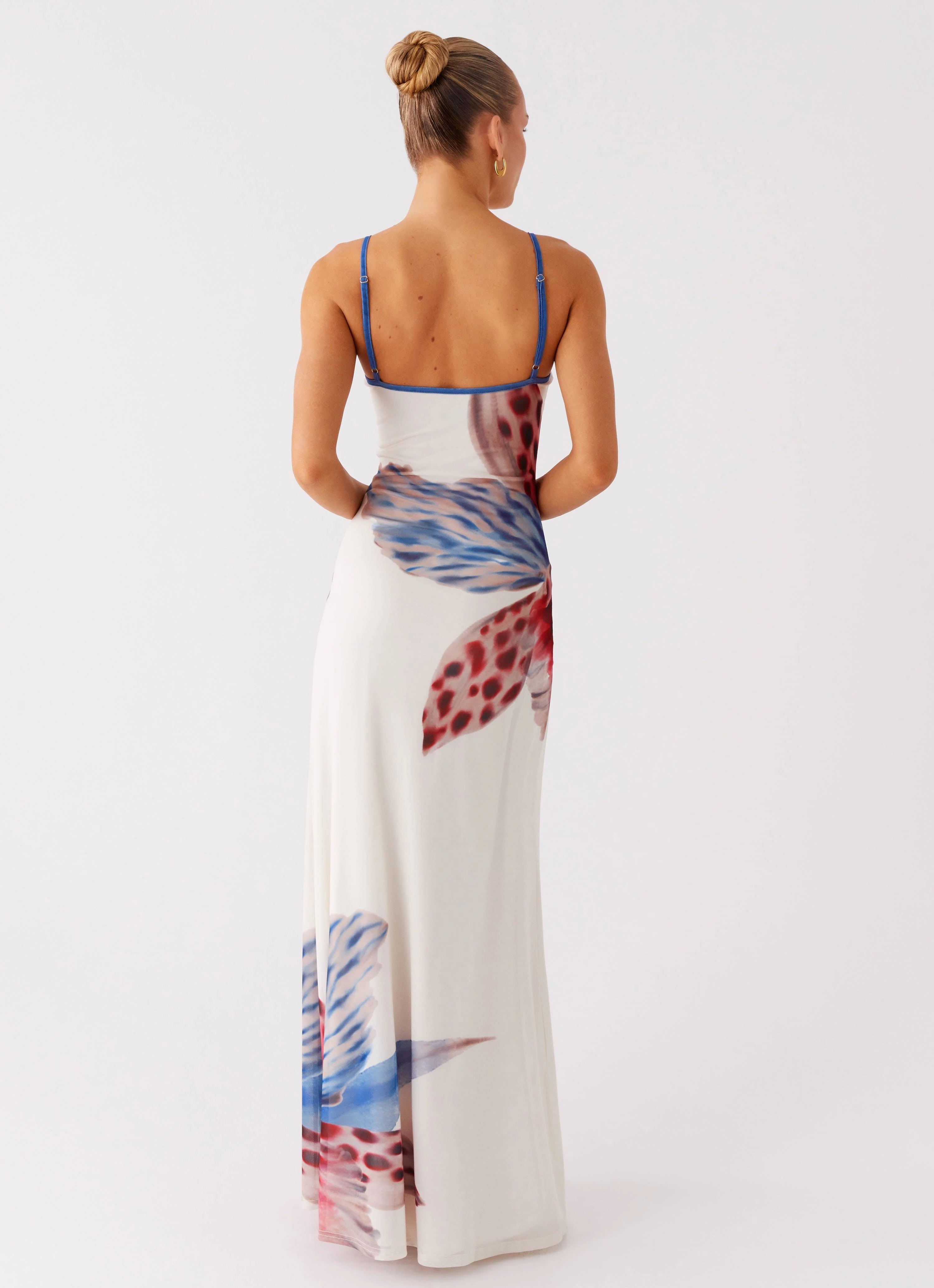 Everett Maxi Dress - White Sea Bloom Trend Focused