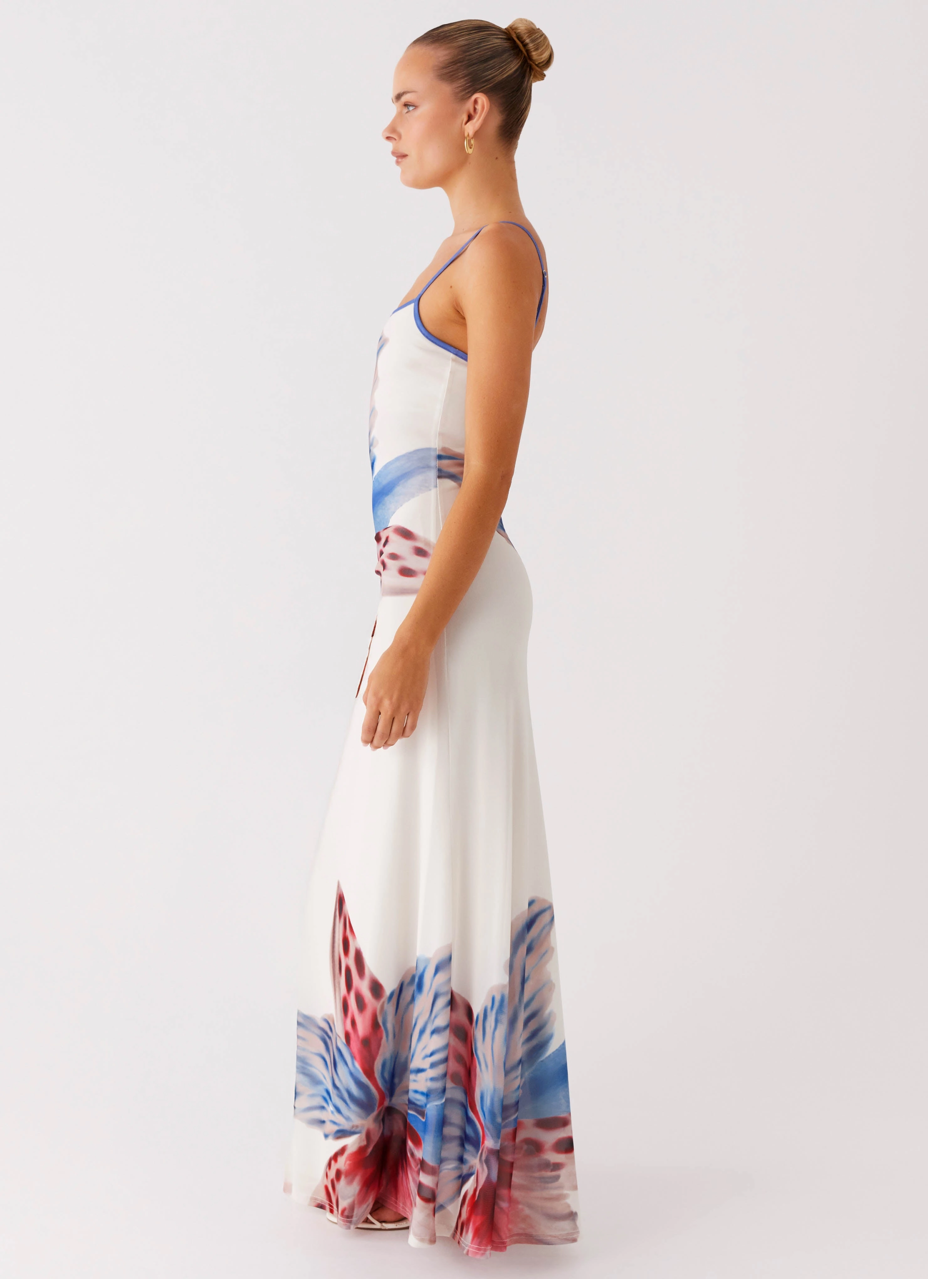 Everett Maxi Dress - White Sea Bloom Flexible Comfort