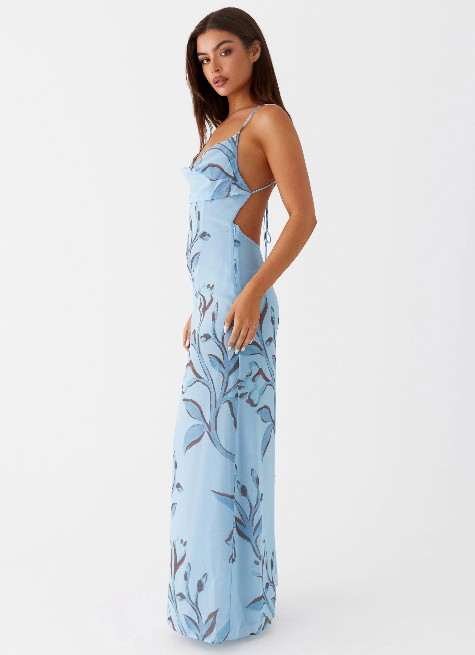 Smart Layer Wear custom-fit Felicia Daisy Maxi Dress - Blue Floral