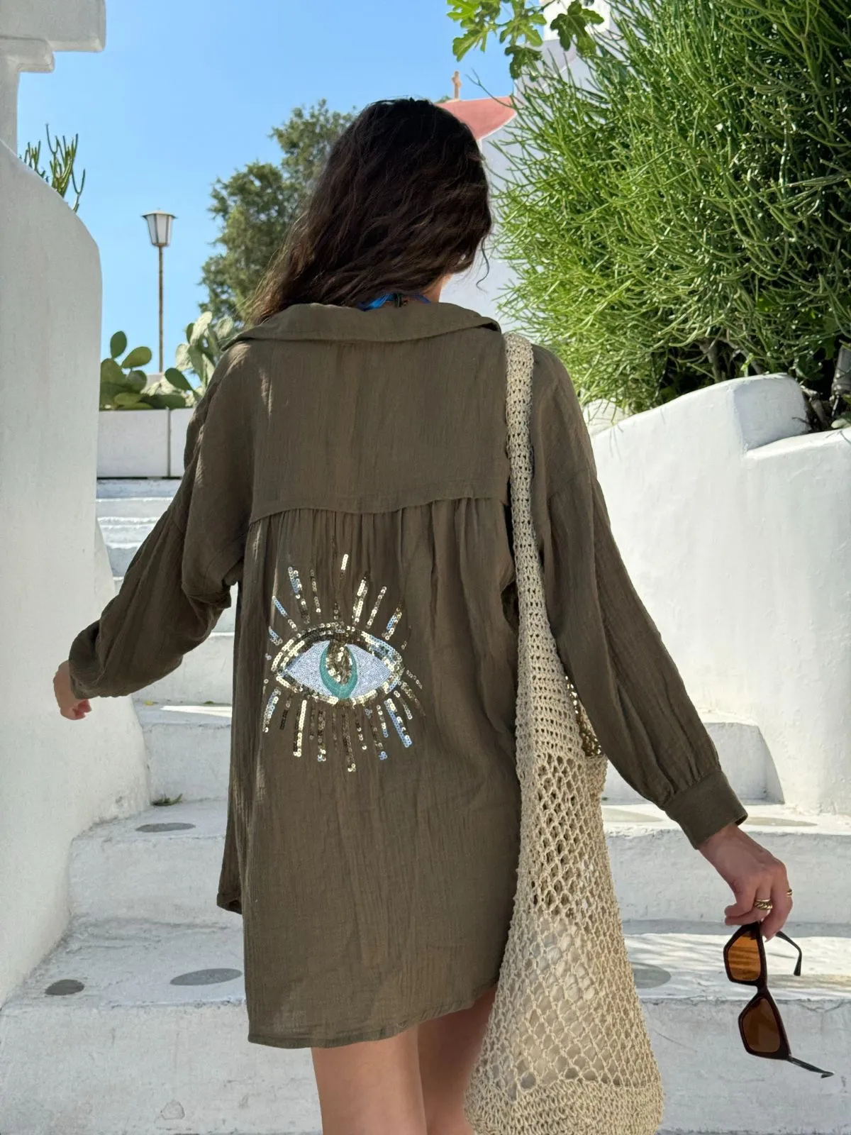 Cleo Eye Sequin Back Beach Shirt / Khaki Cozy Mood Cool Comfort