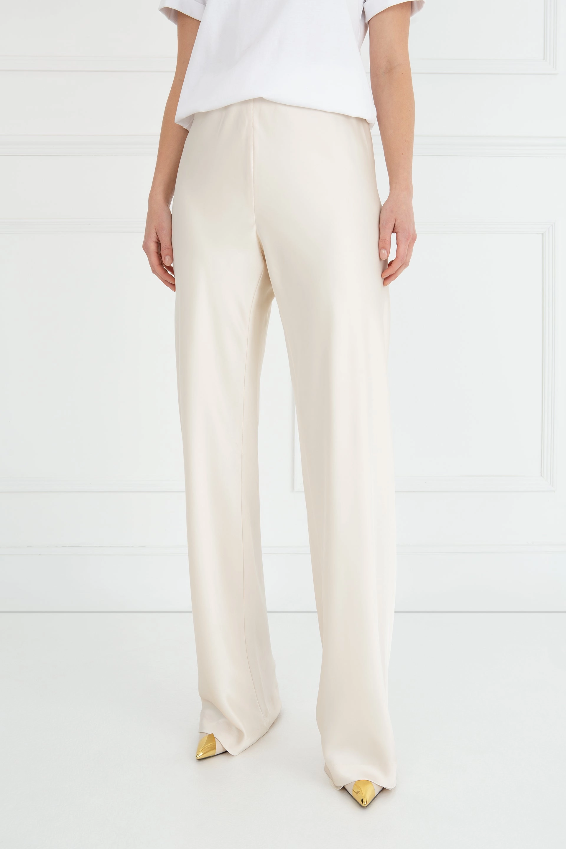 Layered Neckline "The Sandra" - Satin Trousers Long (Cream)