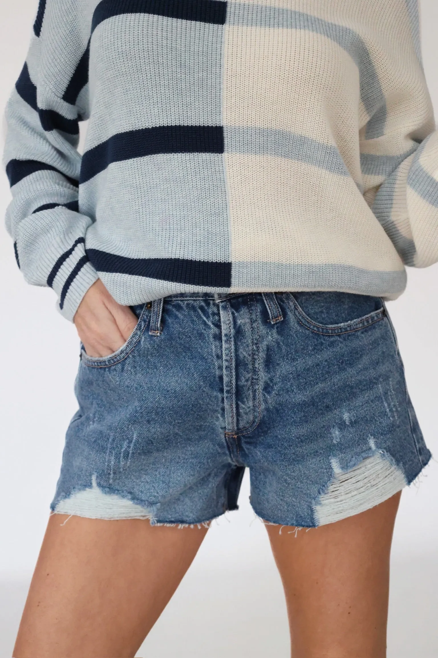 Casual Chic Look Classic Hi-Rise Denim Short - Vintage Indigo(FINAL SALE)