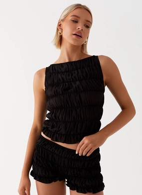 Breathable Layer Fit Minimal Waistband Girls Like Us Ruched Mini Shorts - Black